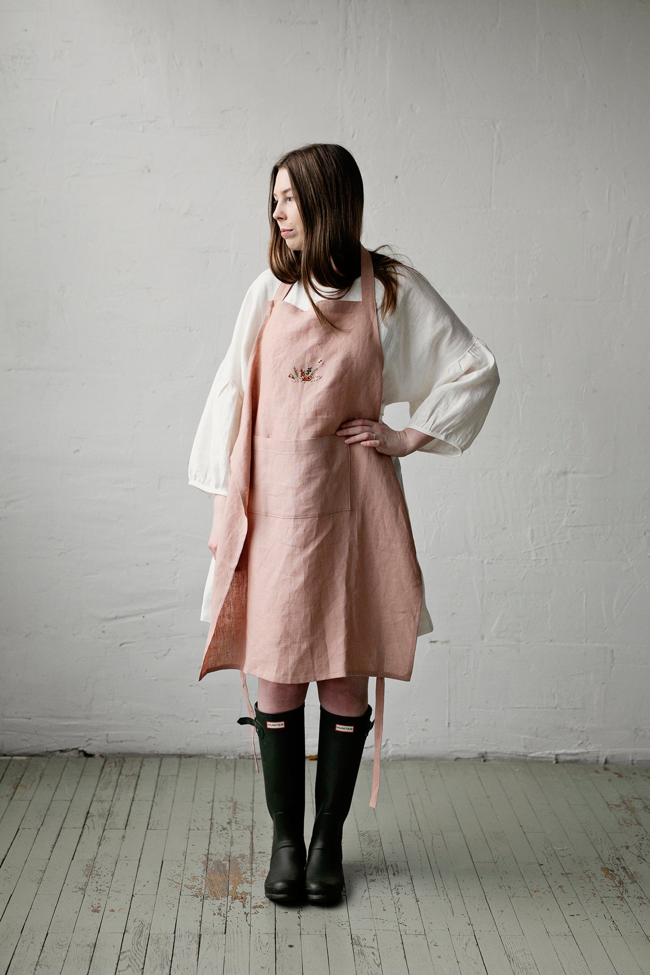 Dusty Rose Traditional Linen Apron