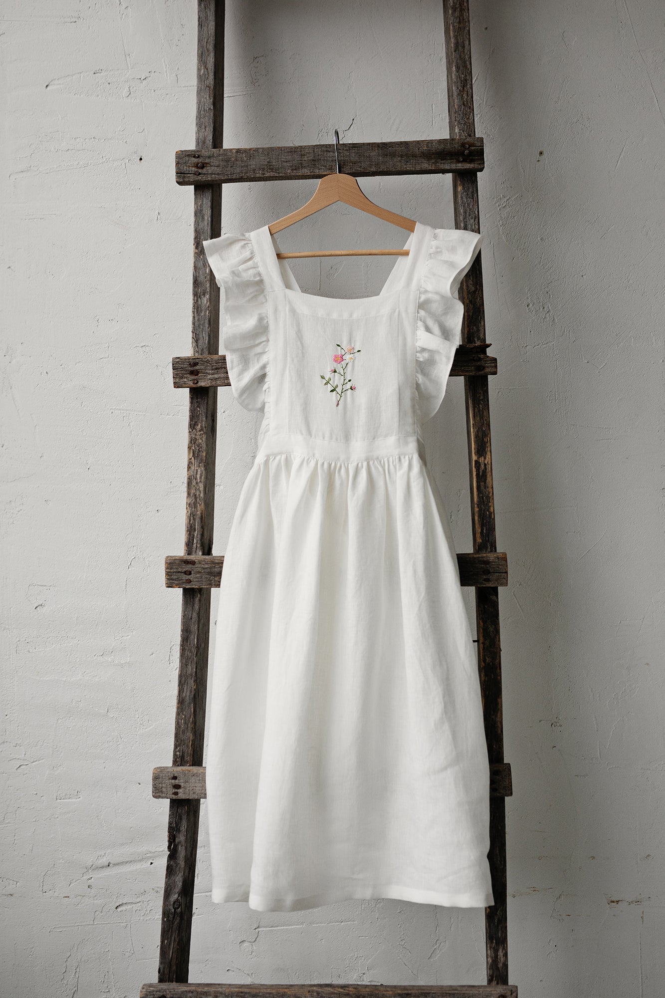 White Midi Vintage Linen Apron