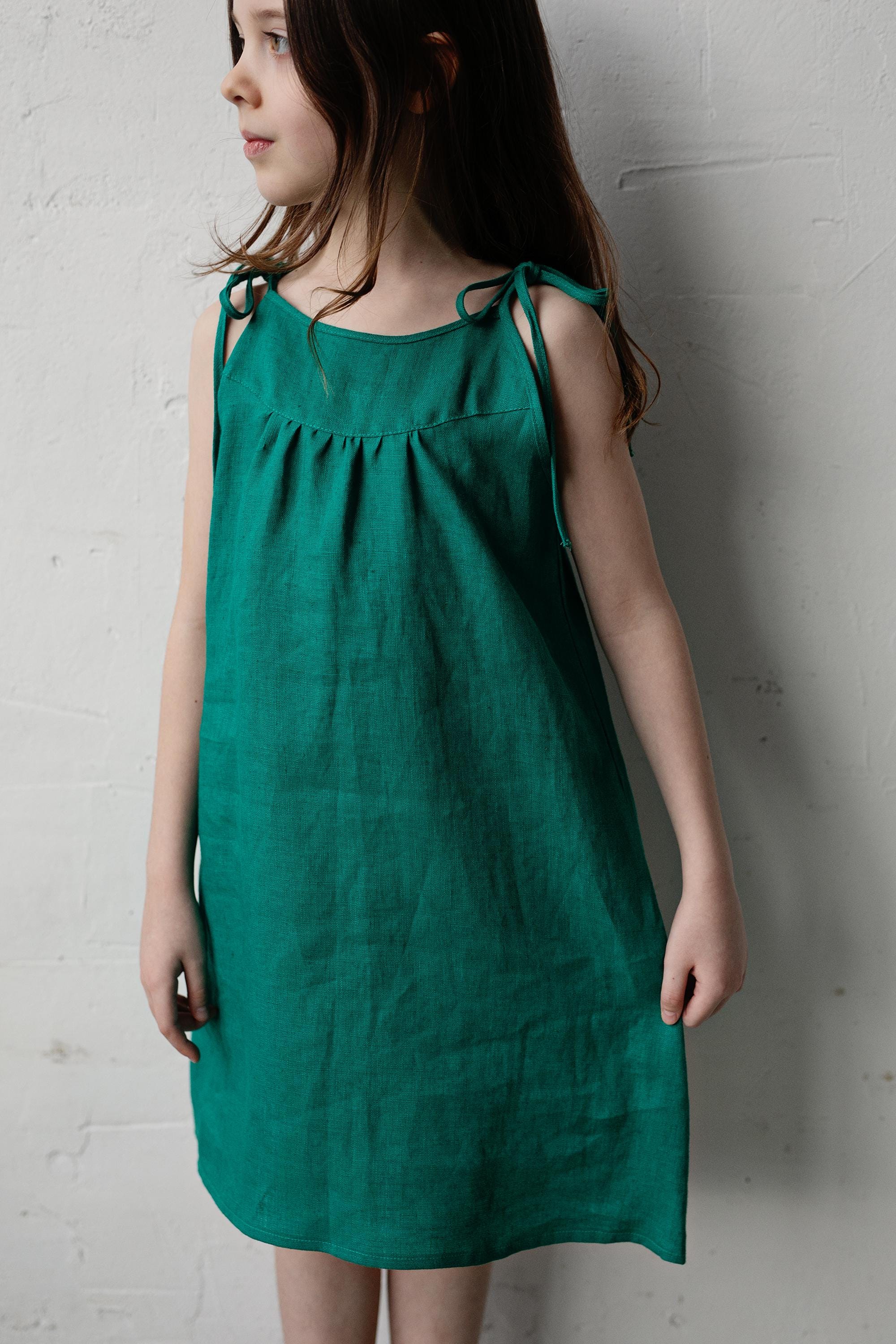 knee length dresses for ladies Dark Green Linen Cotton Maxi Dress – Vintage Long Sleeve Boat Neck 1454 Emerald Green / Xs main image 0