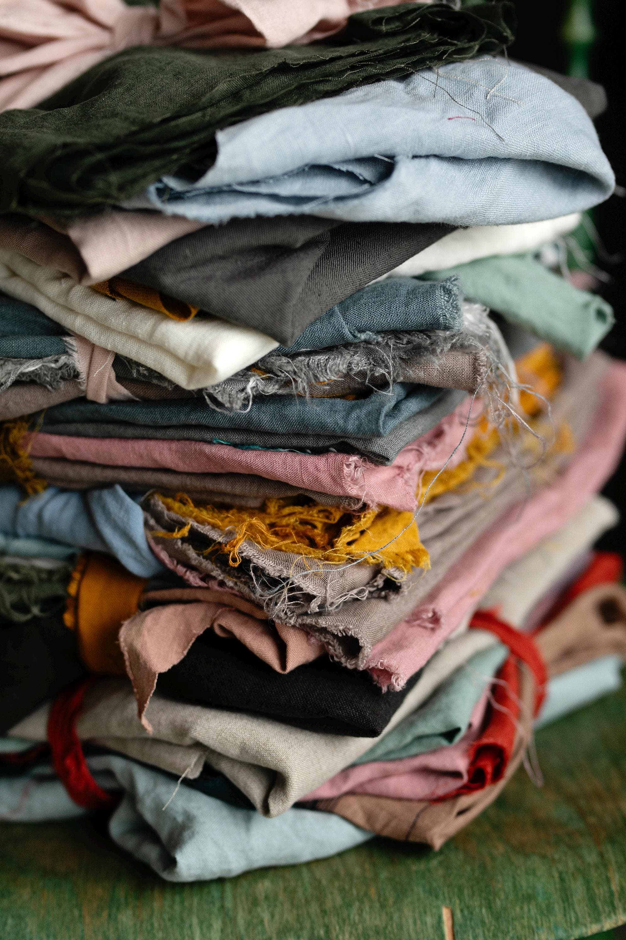 Linen Fabric Remnants Bundle