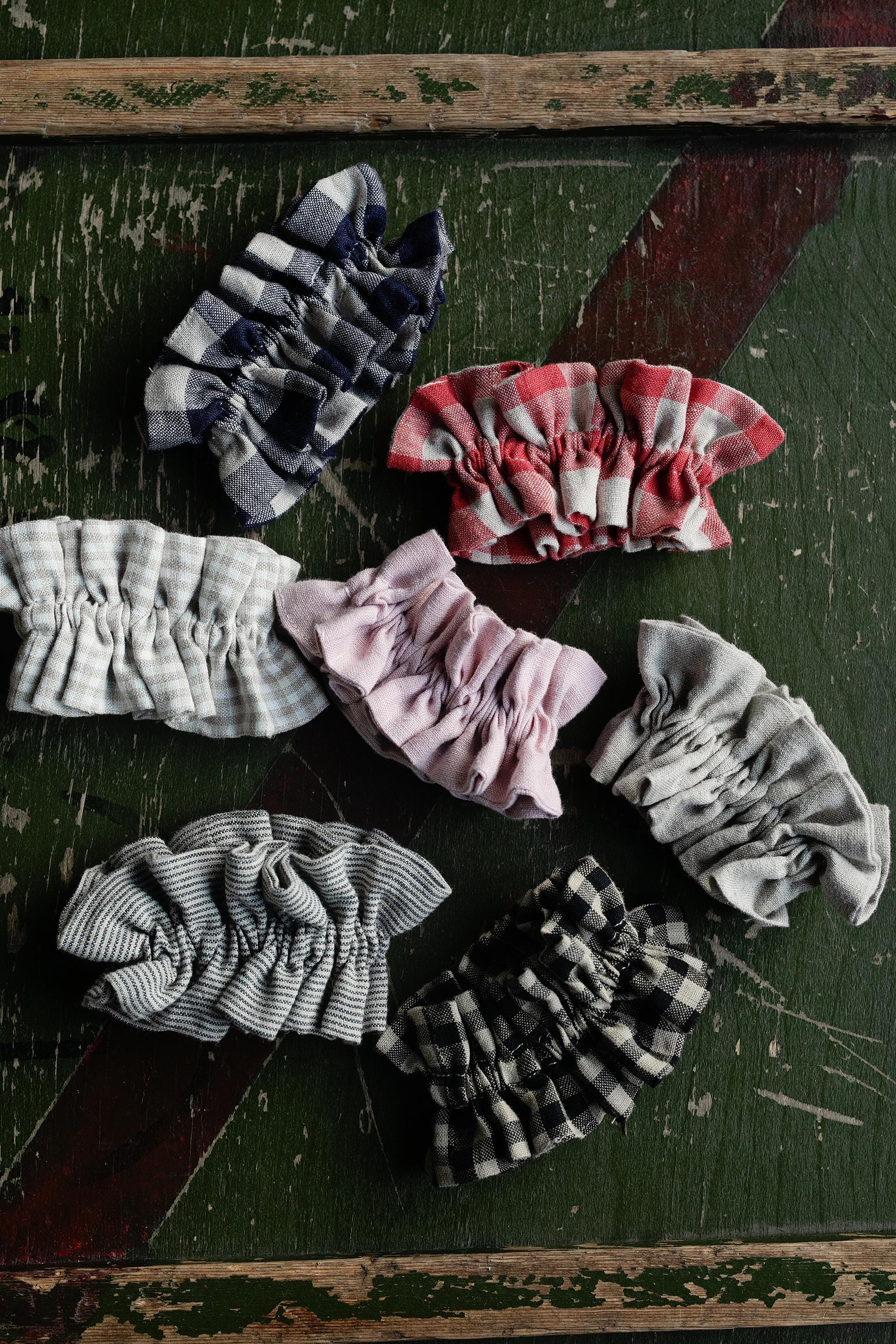 Ruffle Linen Scrunchie