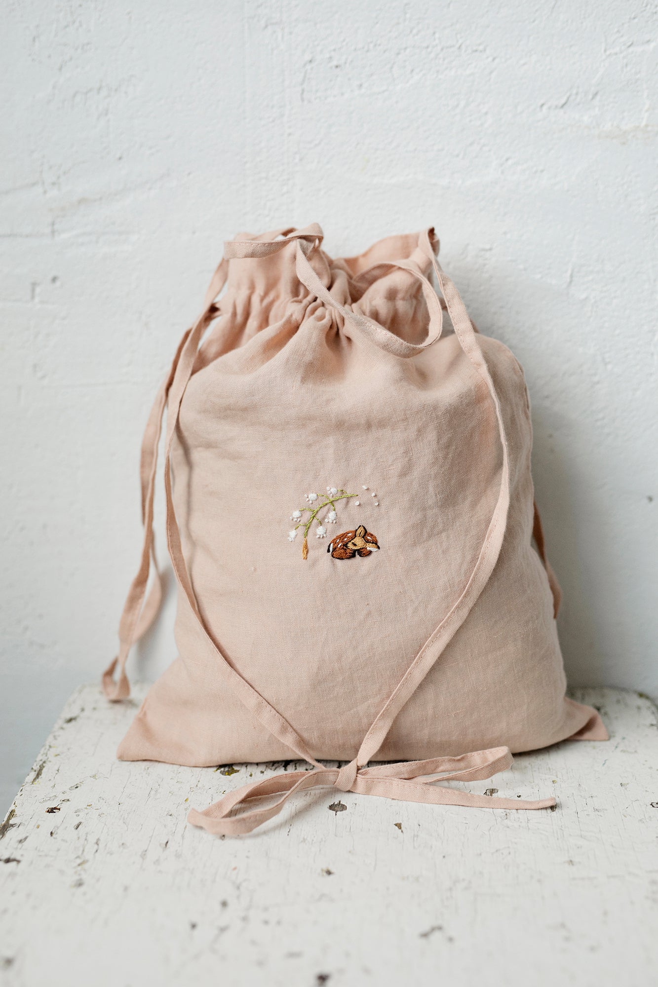 Fawn and Lily of the Valley Crossbody Linen Bag with Handles