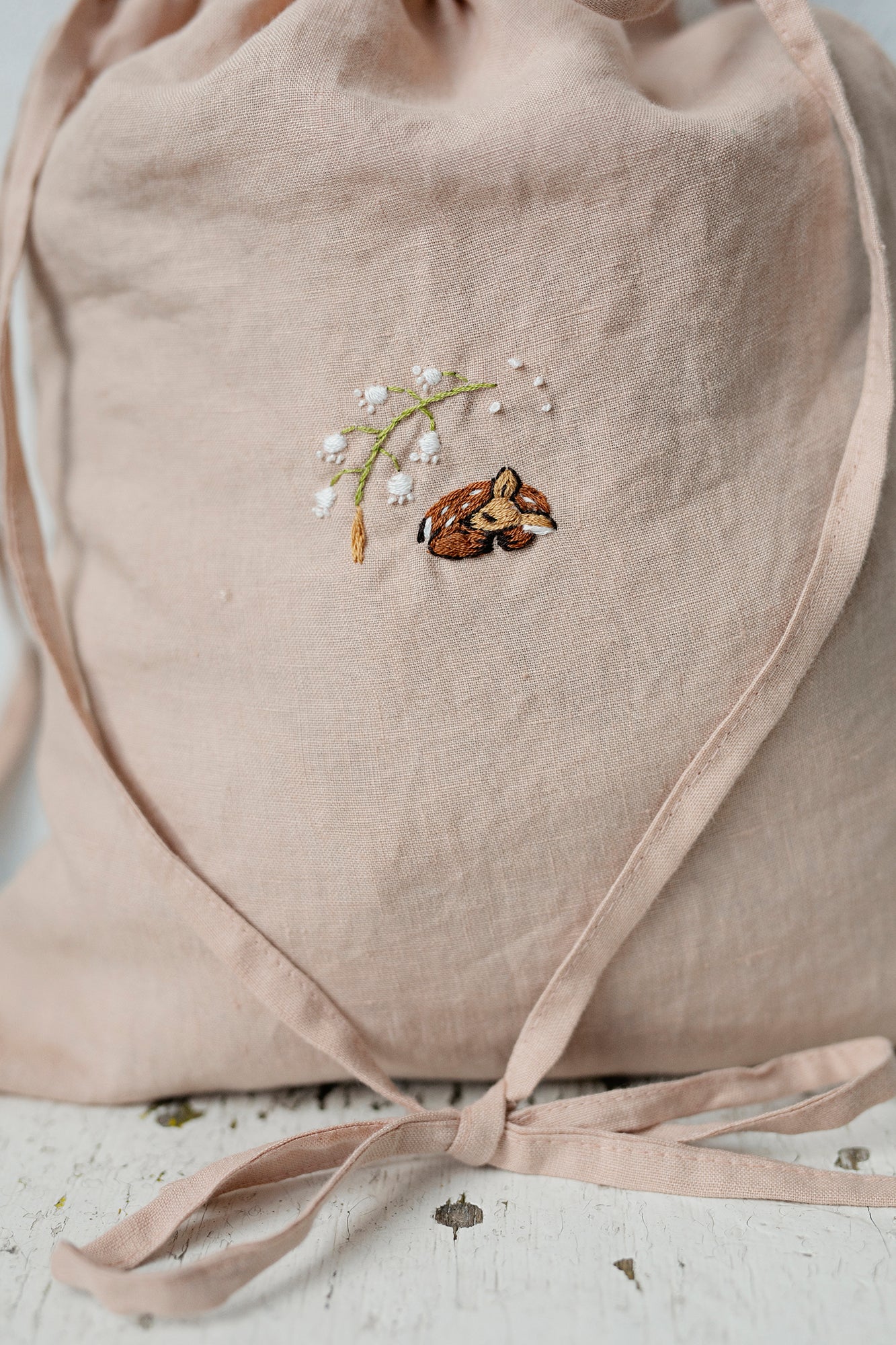 Fawn and Lily of the Valley Crossbody Linen Bag with Handles