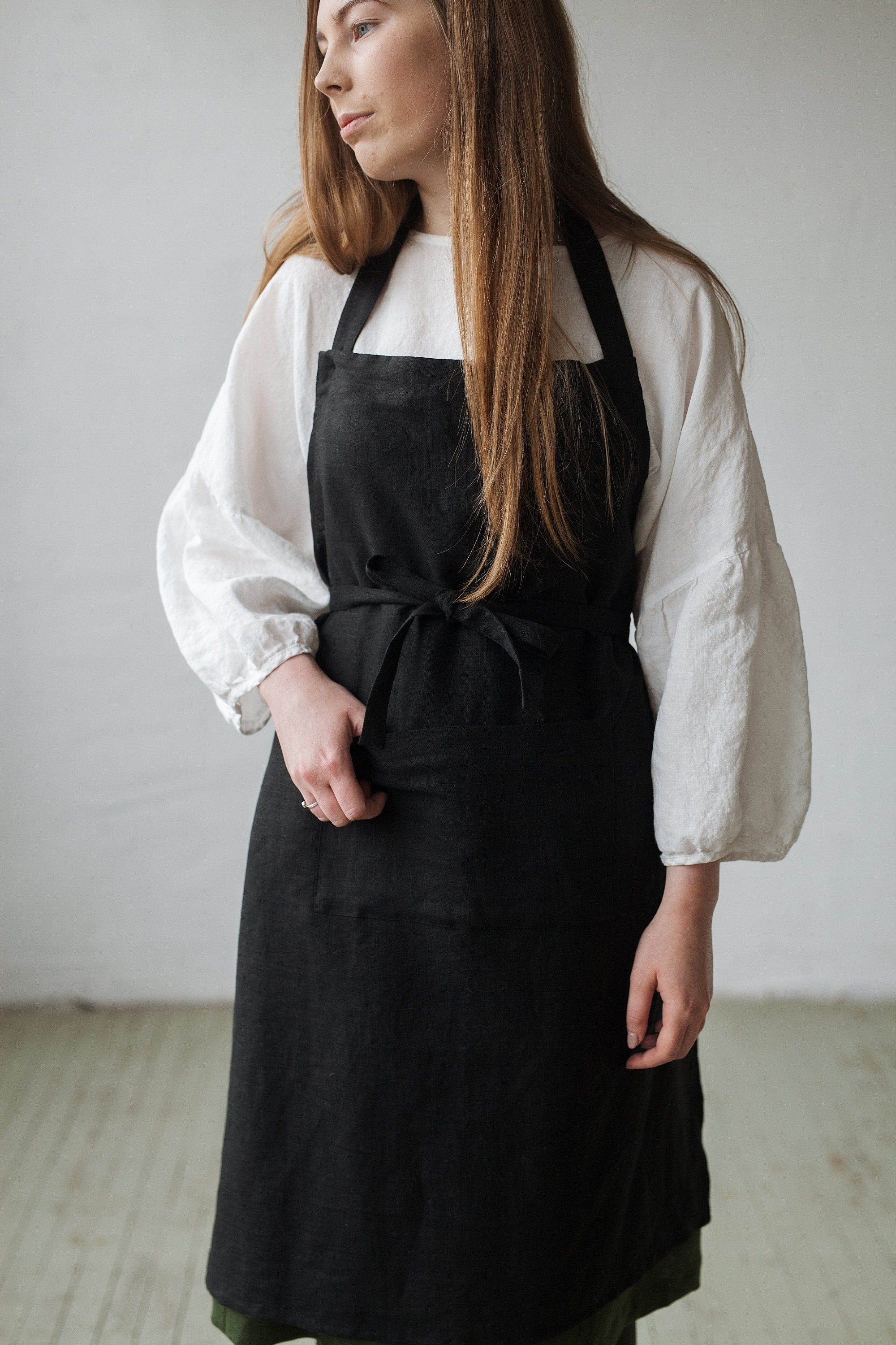 Black Traditional Linen Apron