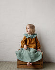 Mint Ruffle Linen Collar with Flowers