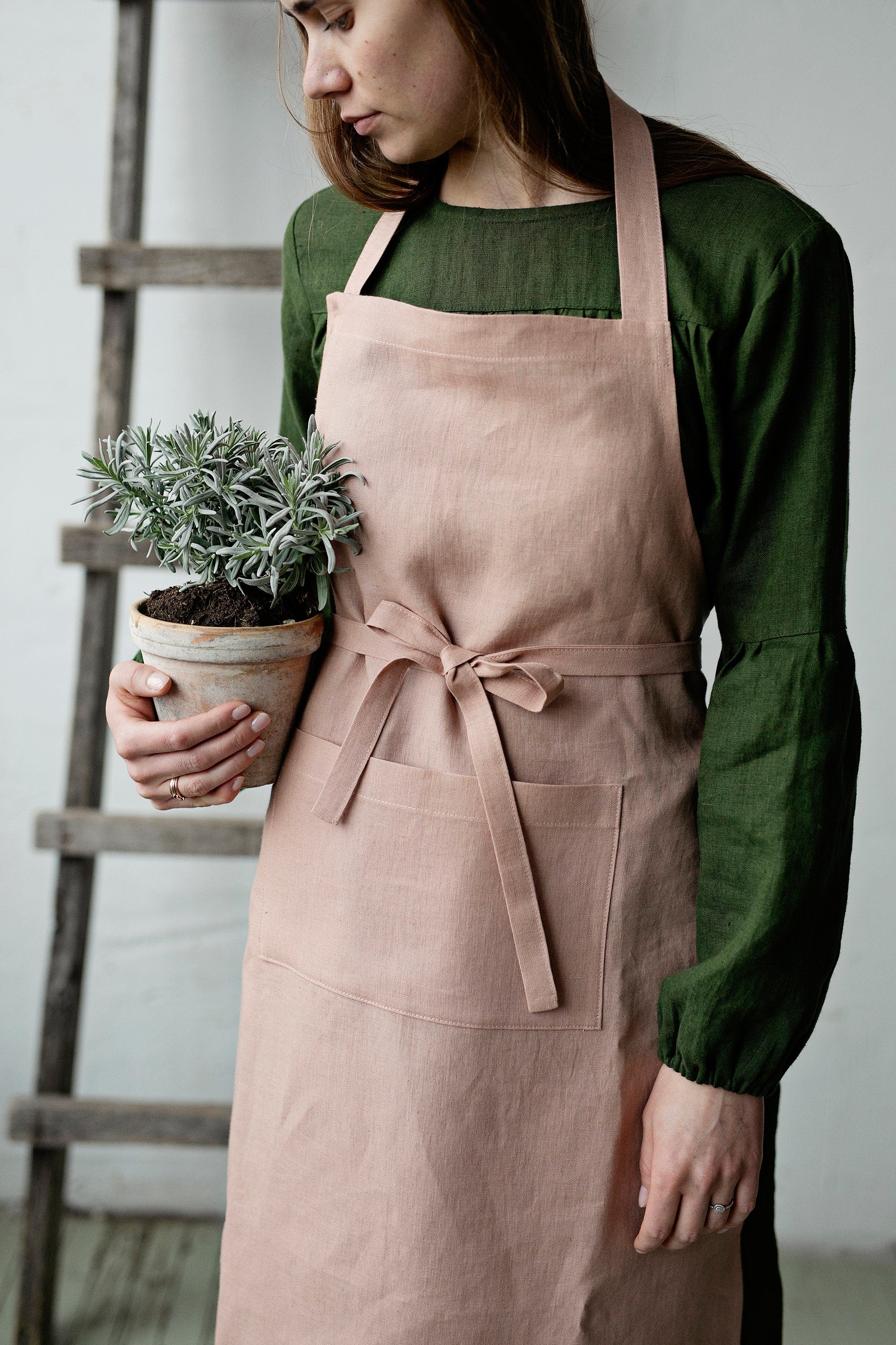 Dusty Rose Traditional Linen Apron