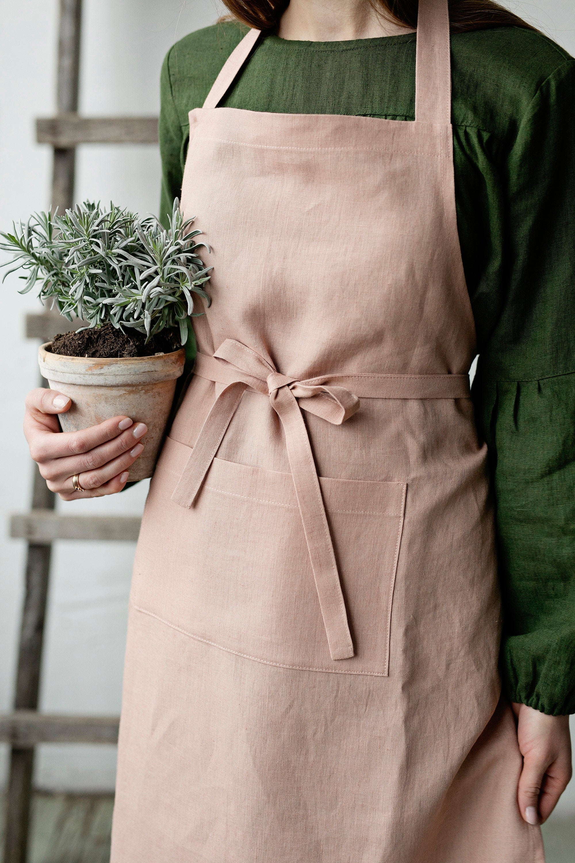 Dusty Rose Traditional Linen Apron