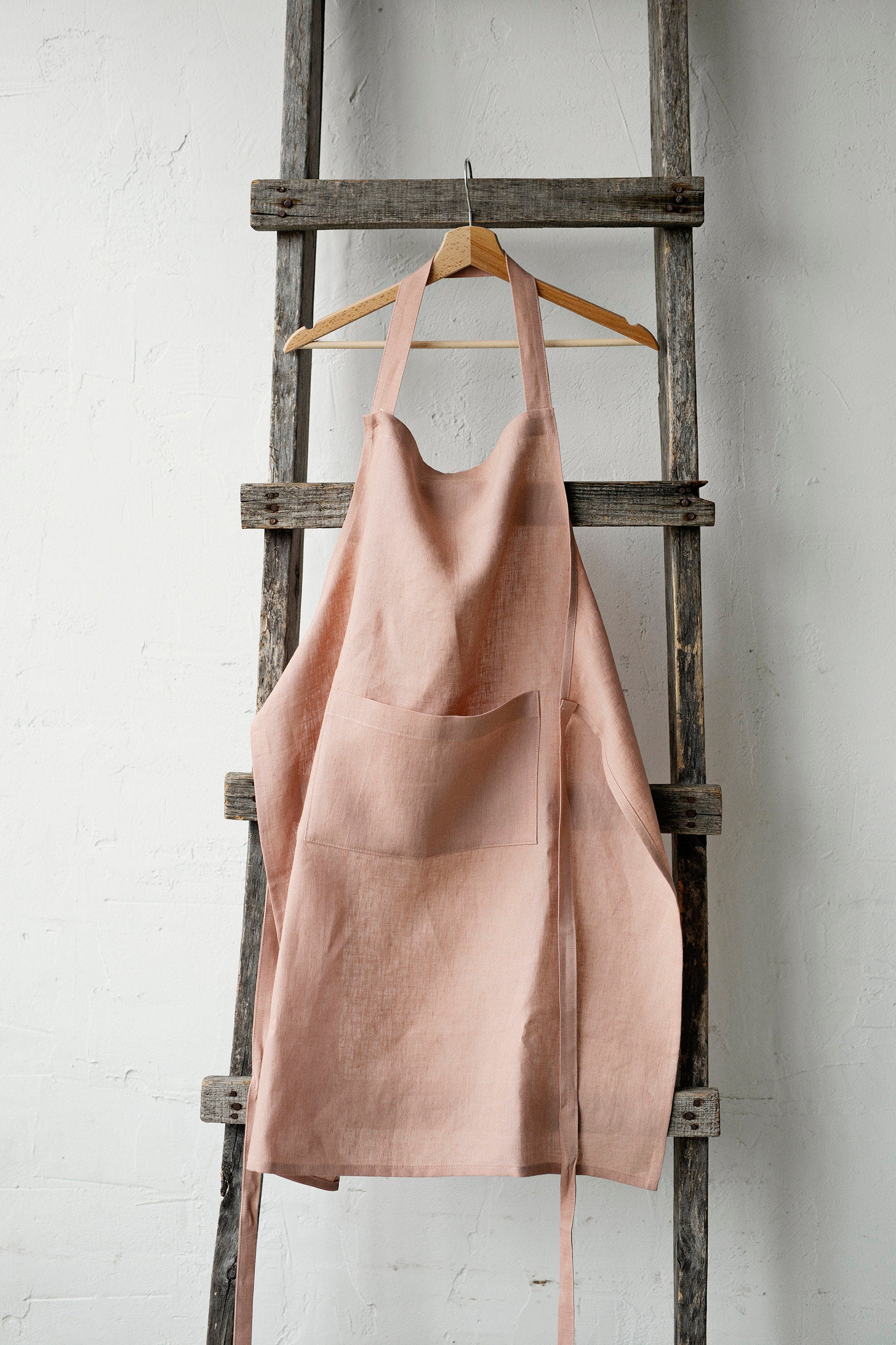 Dusty Rose Traditional Linen Apron