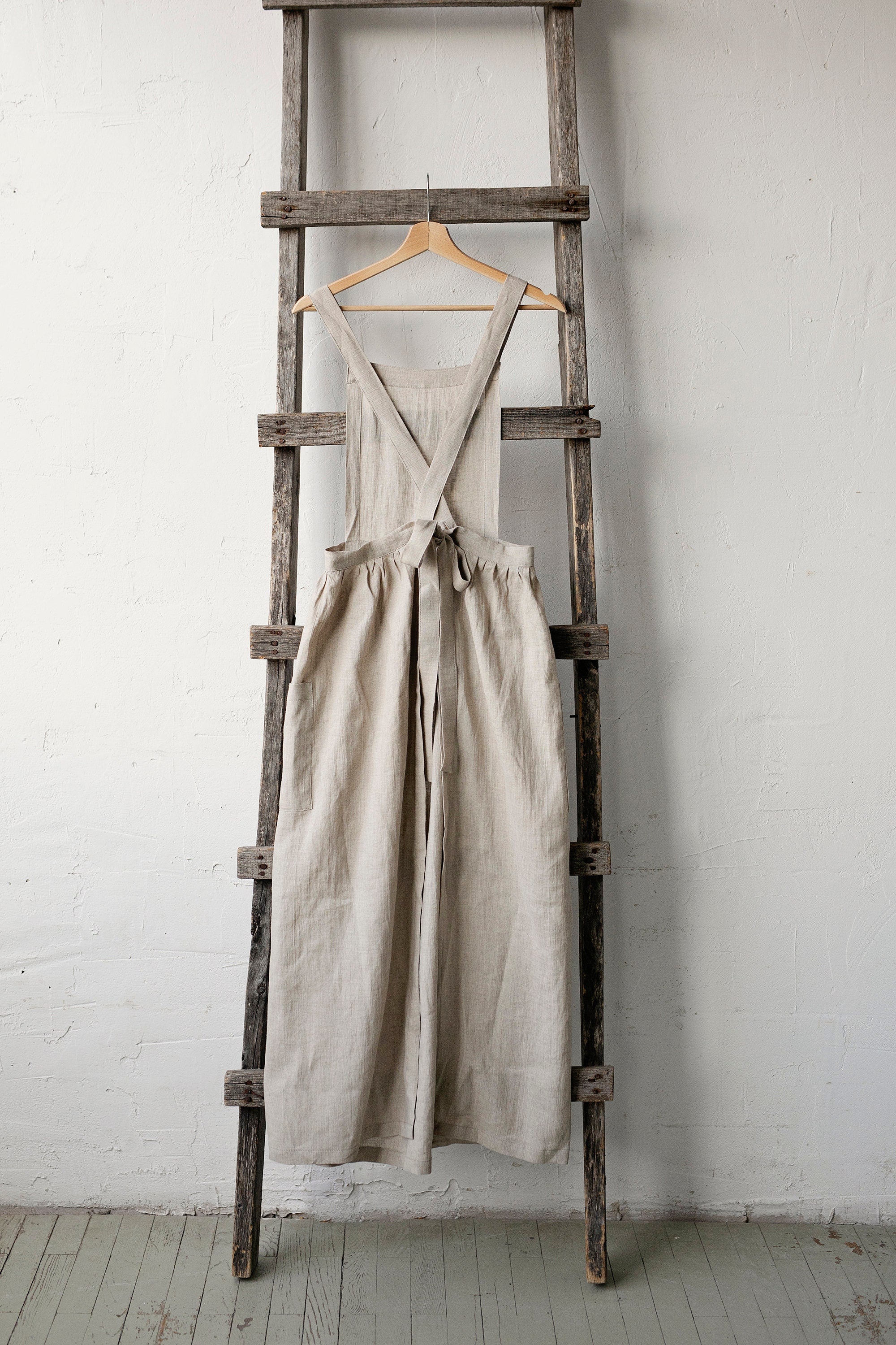 Natural Long Cross Back Linen Pinafore