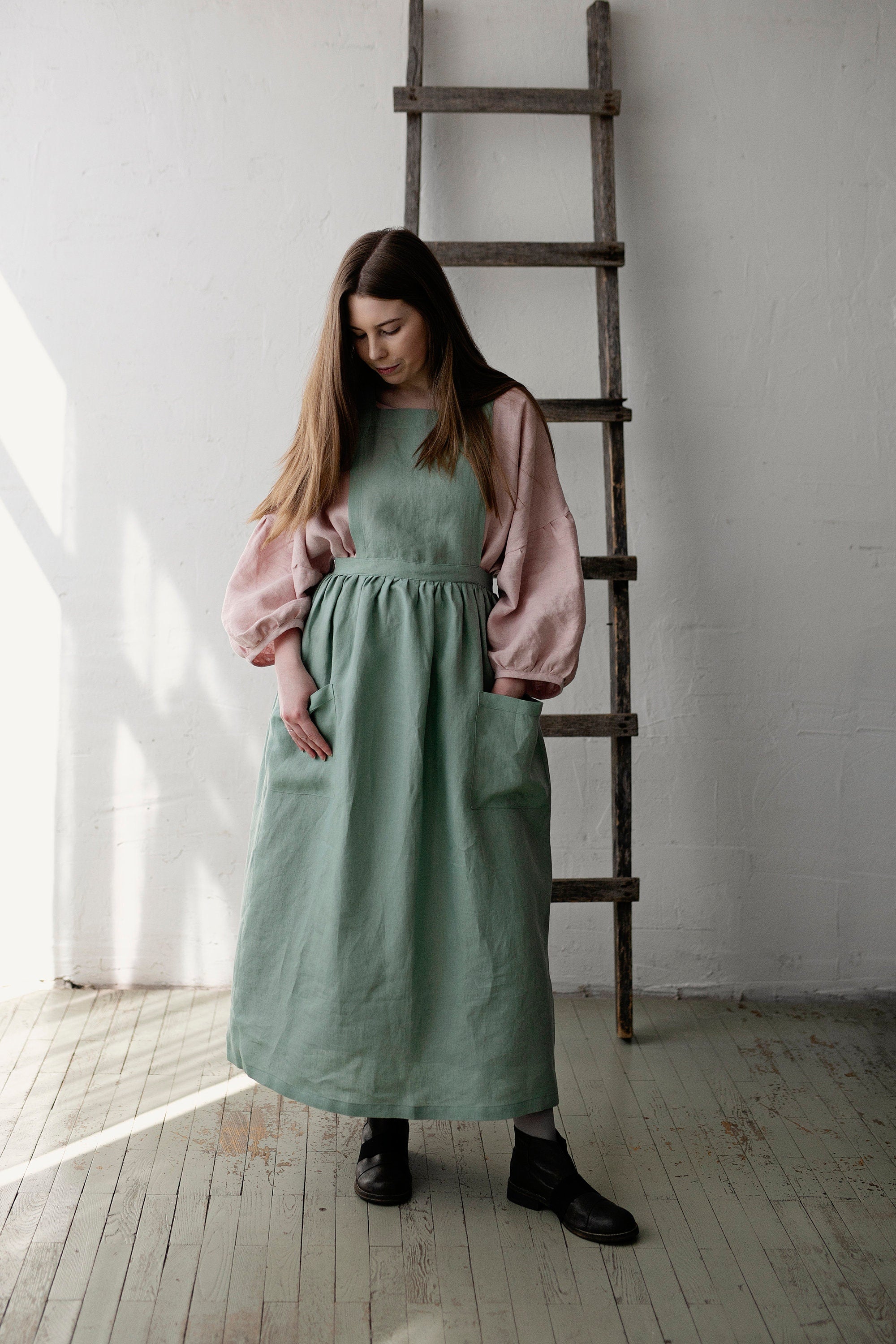 Mint Long Cross Back Linen Pinafore