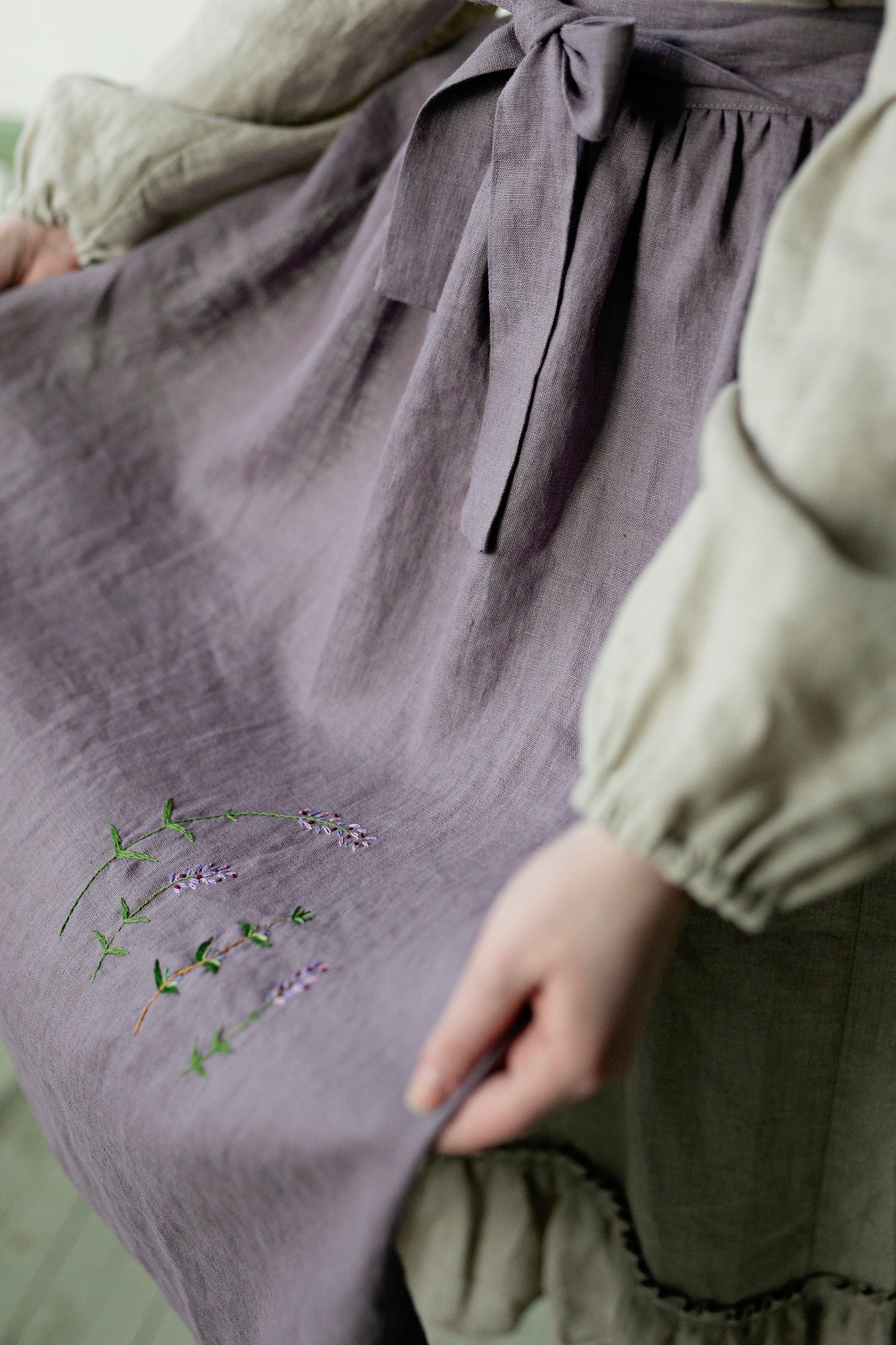 Mauve Apple Linen Apron