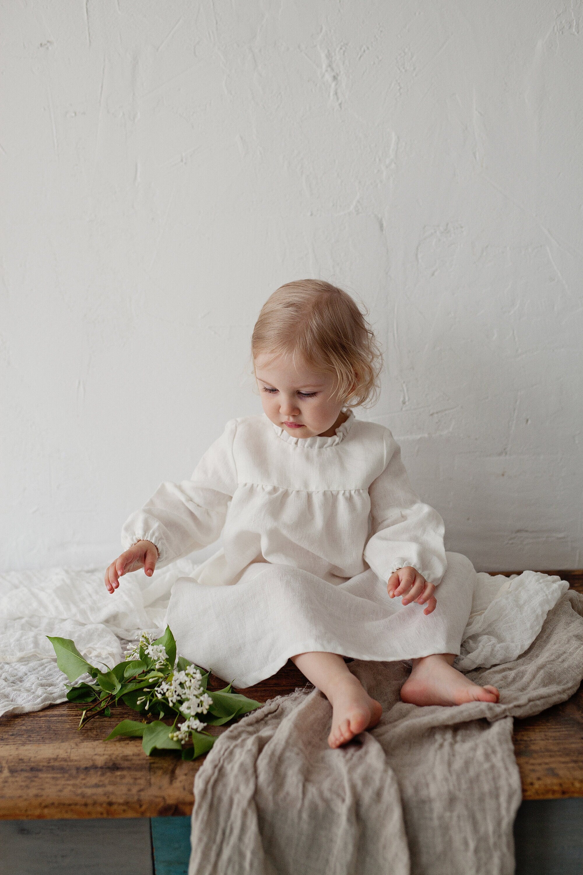 White Winter Ruffle Linen Dress – allthebeautifullinen