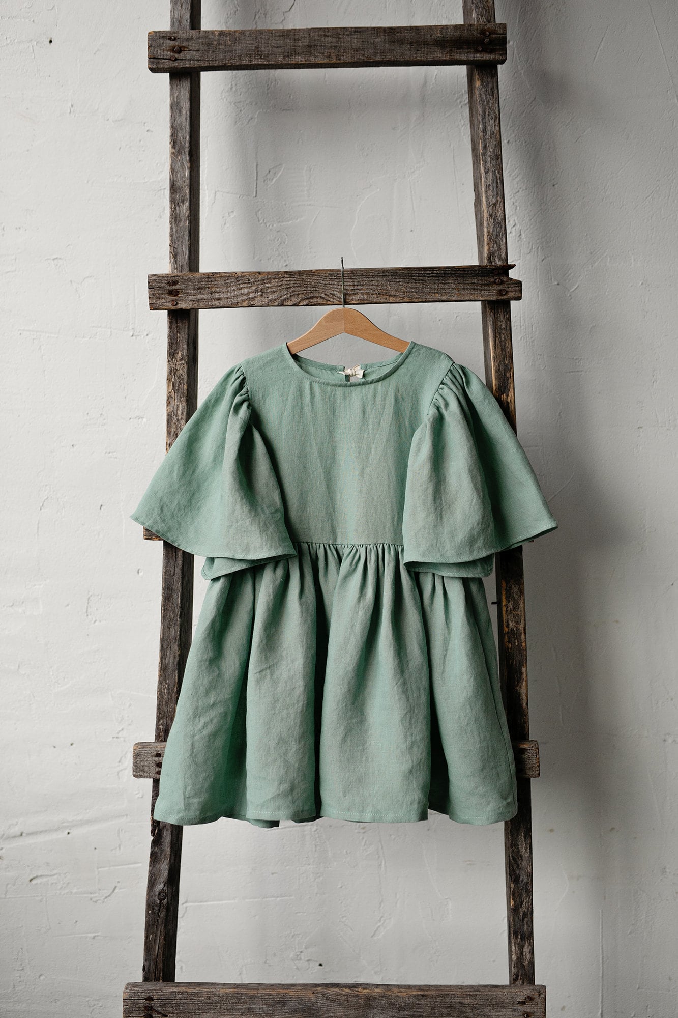 Mint Flower Linen Dress – allthebeautifullinen