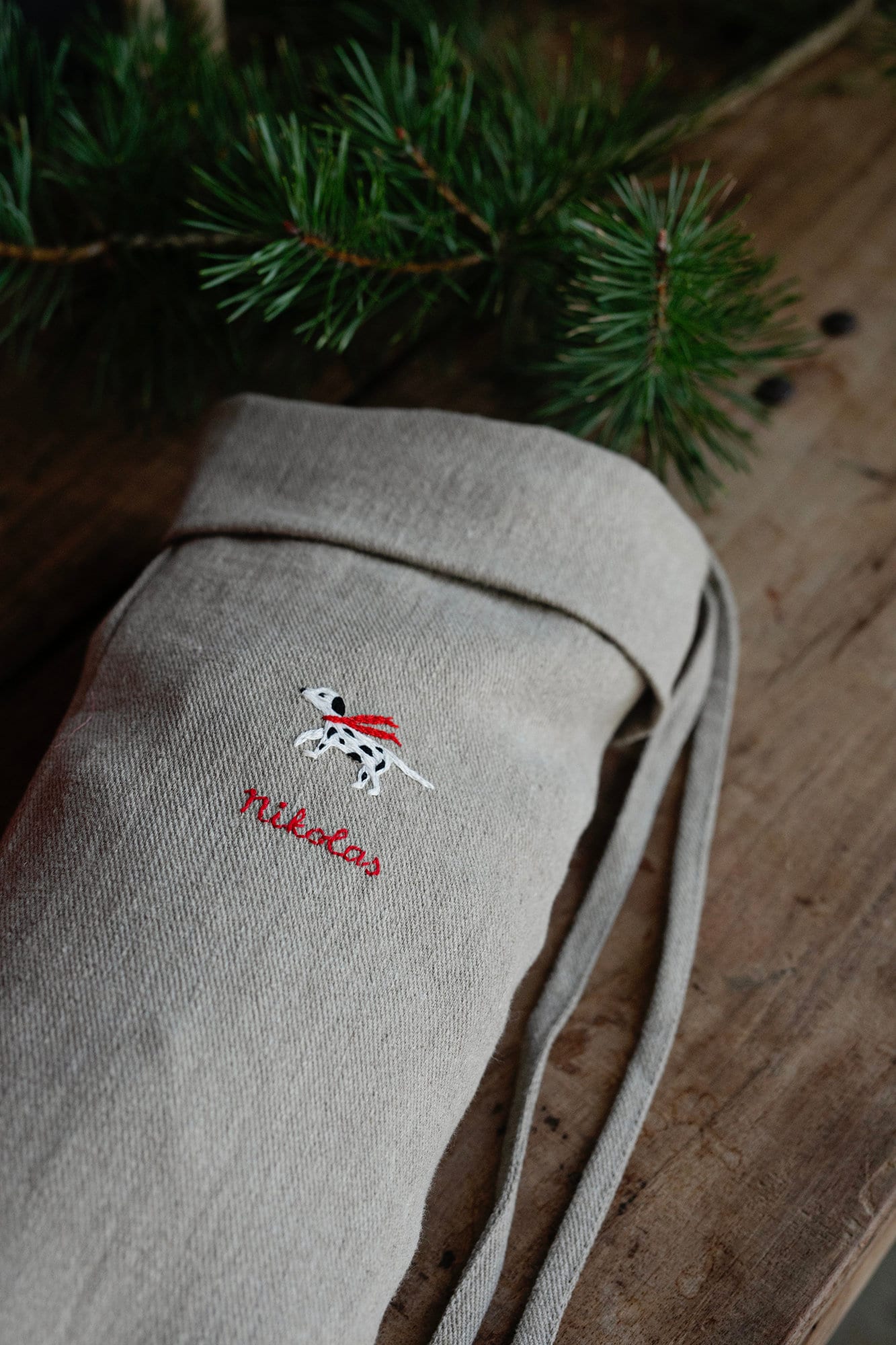 BYT Collections Weihnachtsstrumpf Aus Jute – Fisch-Motiv, Handgefertigt | 40,6 X 20,3 Cm | Naturlook