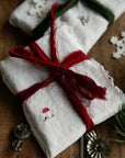 Set of 2 Snow White Linen Napkin Gift Wrap