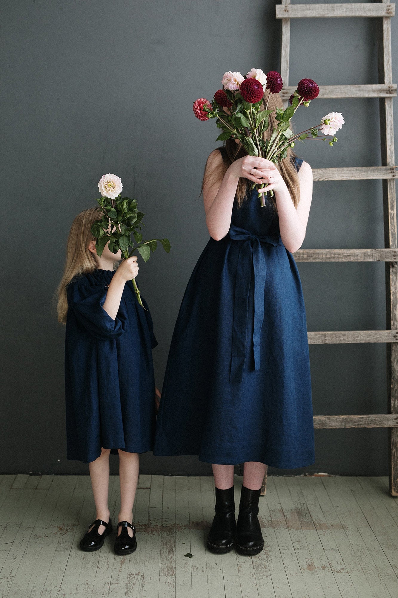 navy linen dresses Blue Sleeveless Dress – allthebeautifullinen Vintage Y2K Trina Turk [color:BRIGHT LIME]color:Green Sneaker Style:4 Nike Swooshes Embellished + Laces *(Includes Free Dust Bag) (+ $75.00) Online Clothing Store.