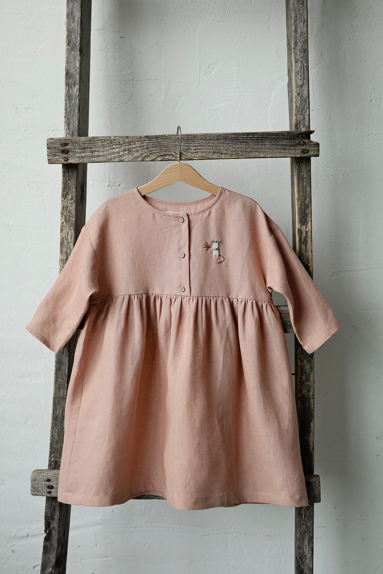 Dusty Rose Anemone Linen Dress allthebeautifullinen Dusty Rose Anemone Linen Dress allthebeautifullinen