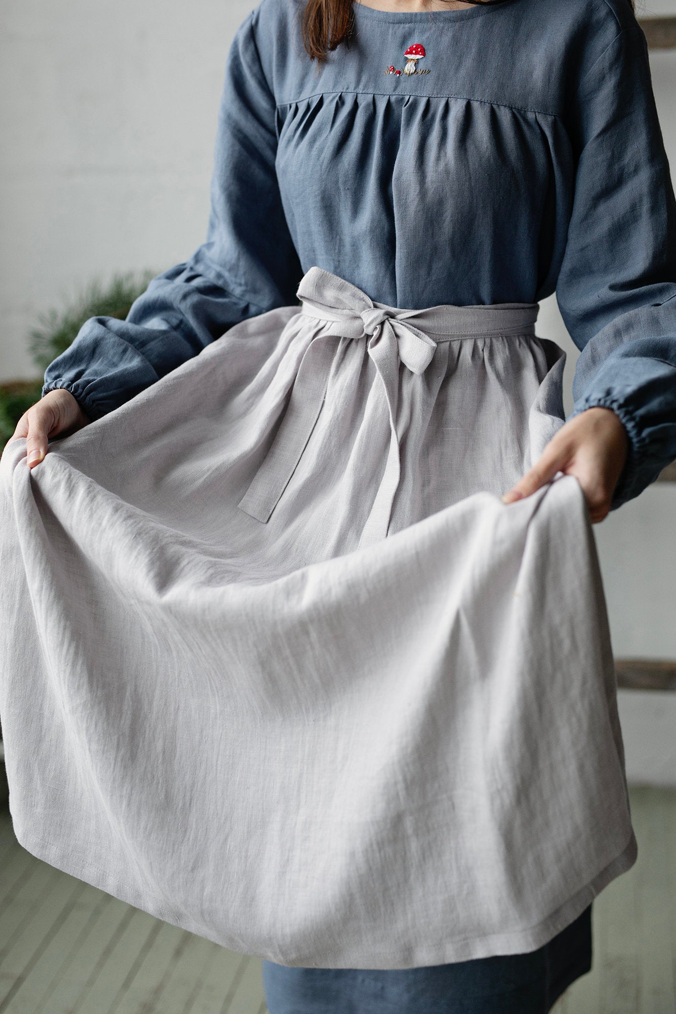 Fog Grey Apple Linen Apron