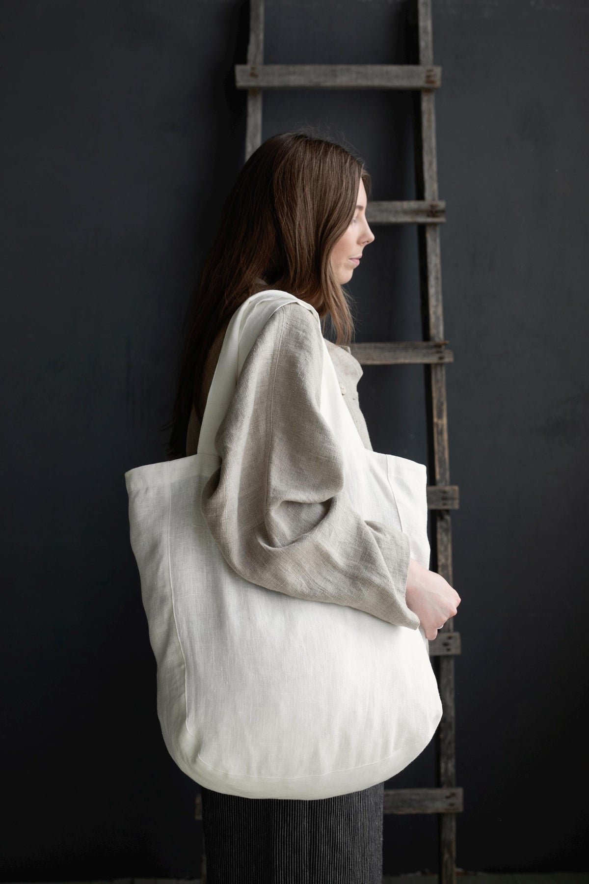 White Large Linen Round Bag