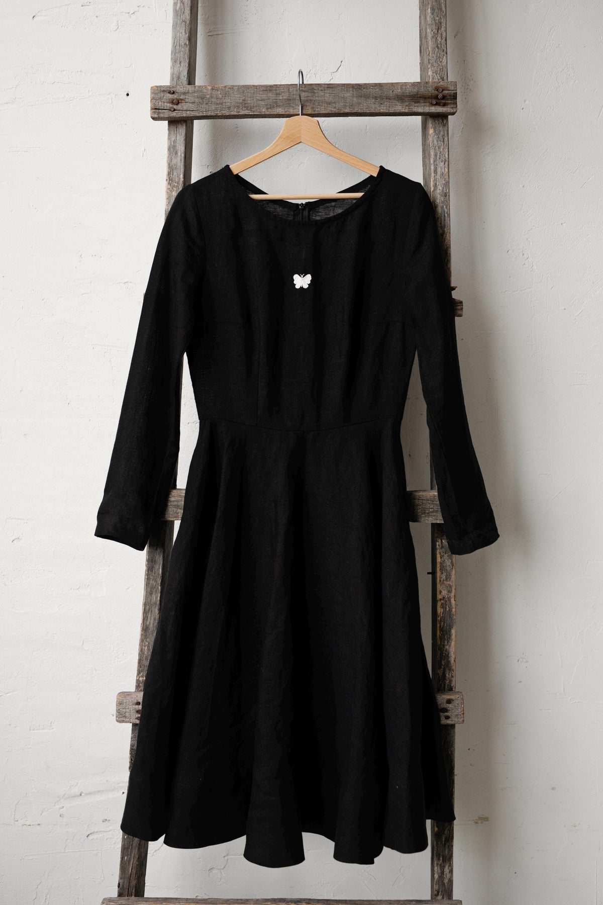 Black Midi Fitted Linen Dress