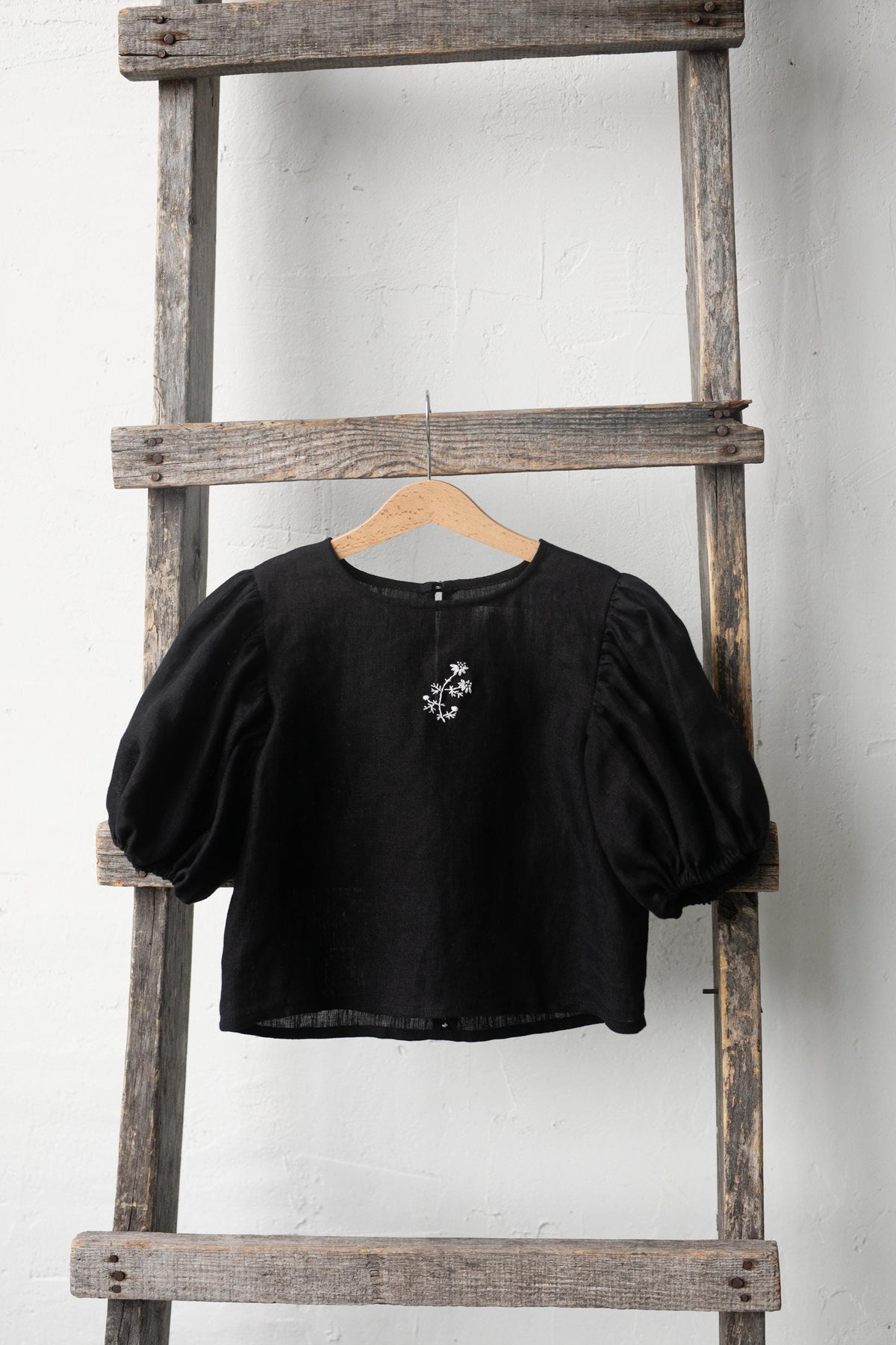 Black Linen Puff Sleeve Top