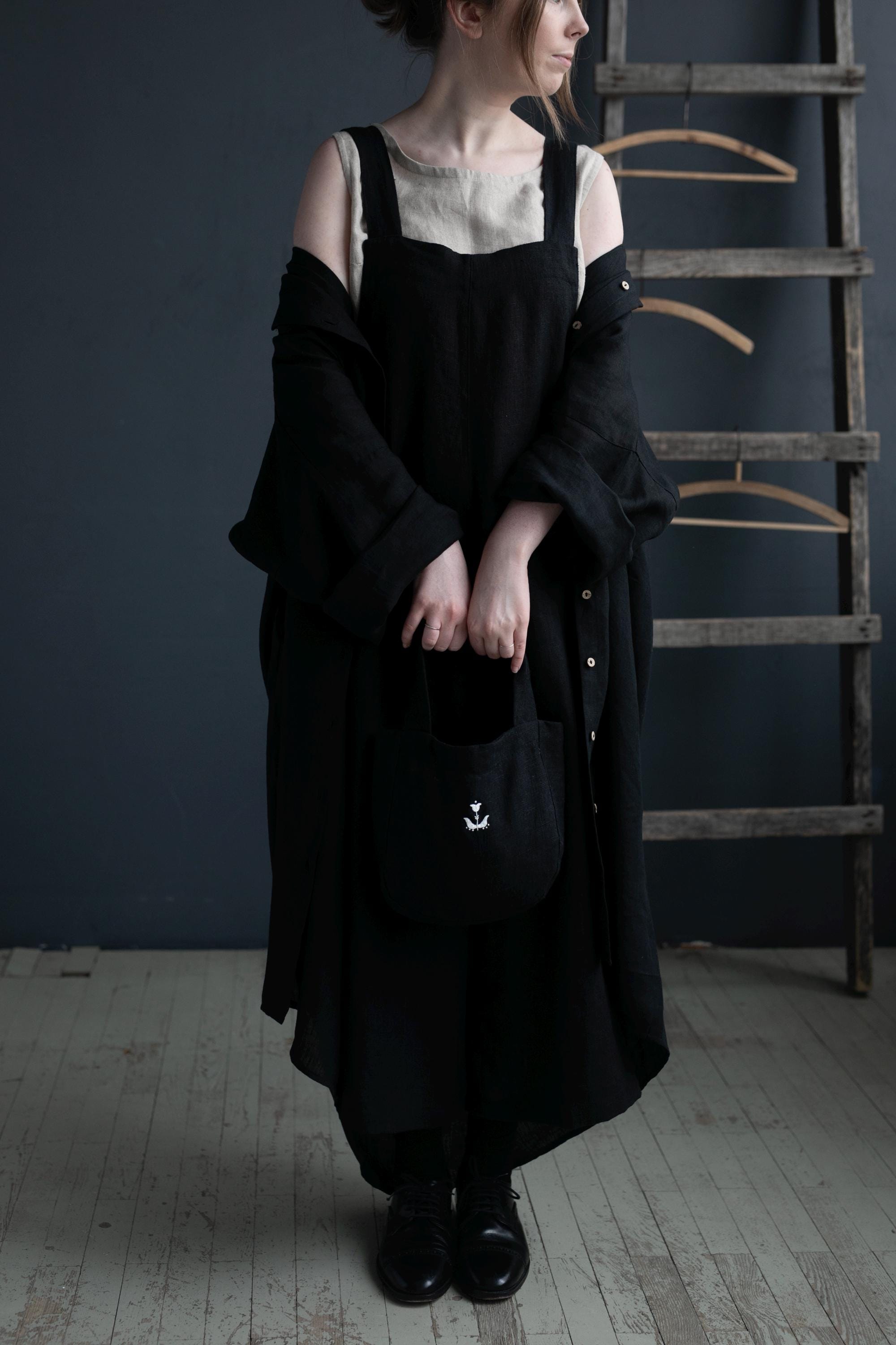 Black Mini Round Linen Bag
