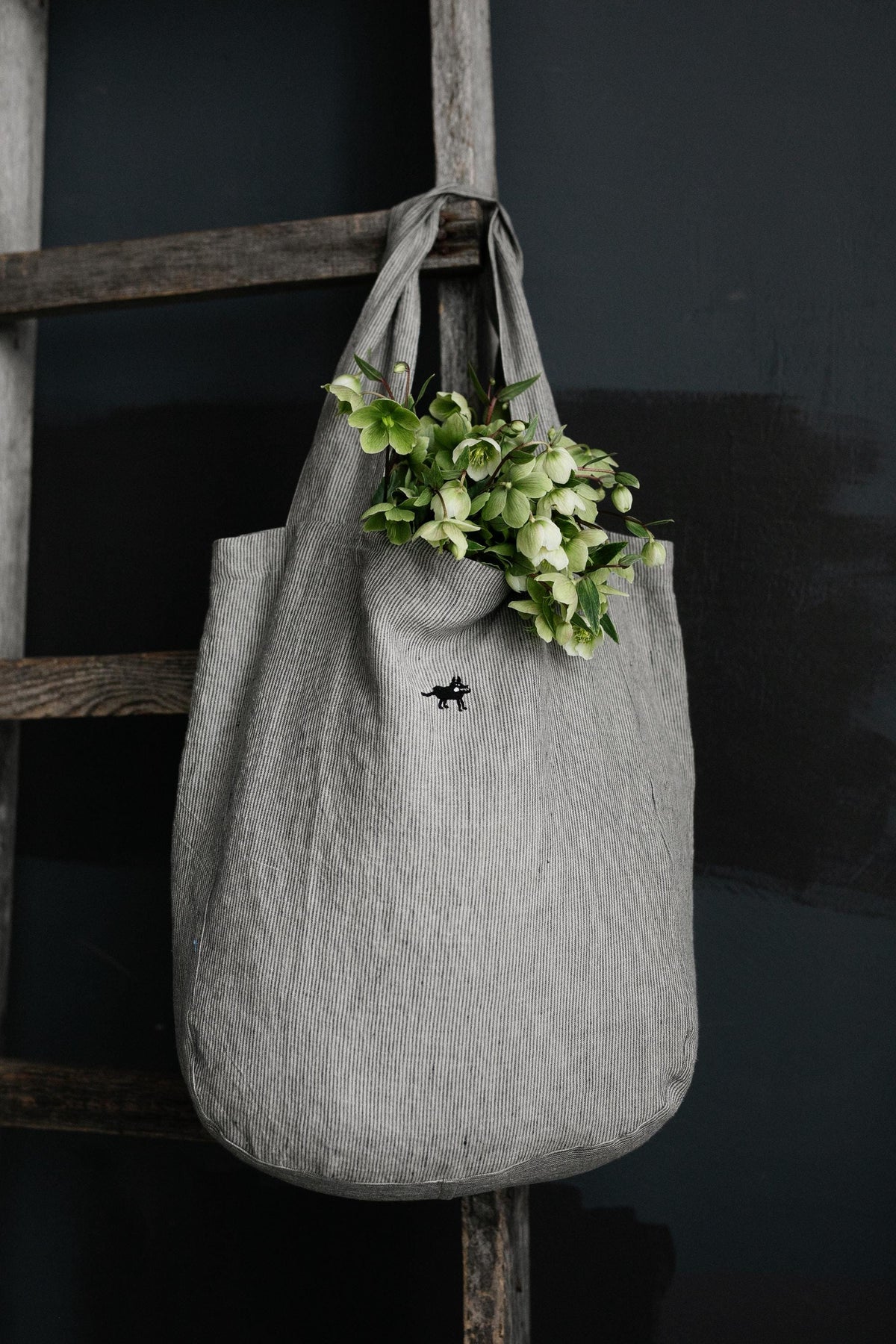 B&amp;W Stripe Large Linen Round Bag