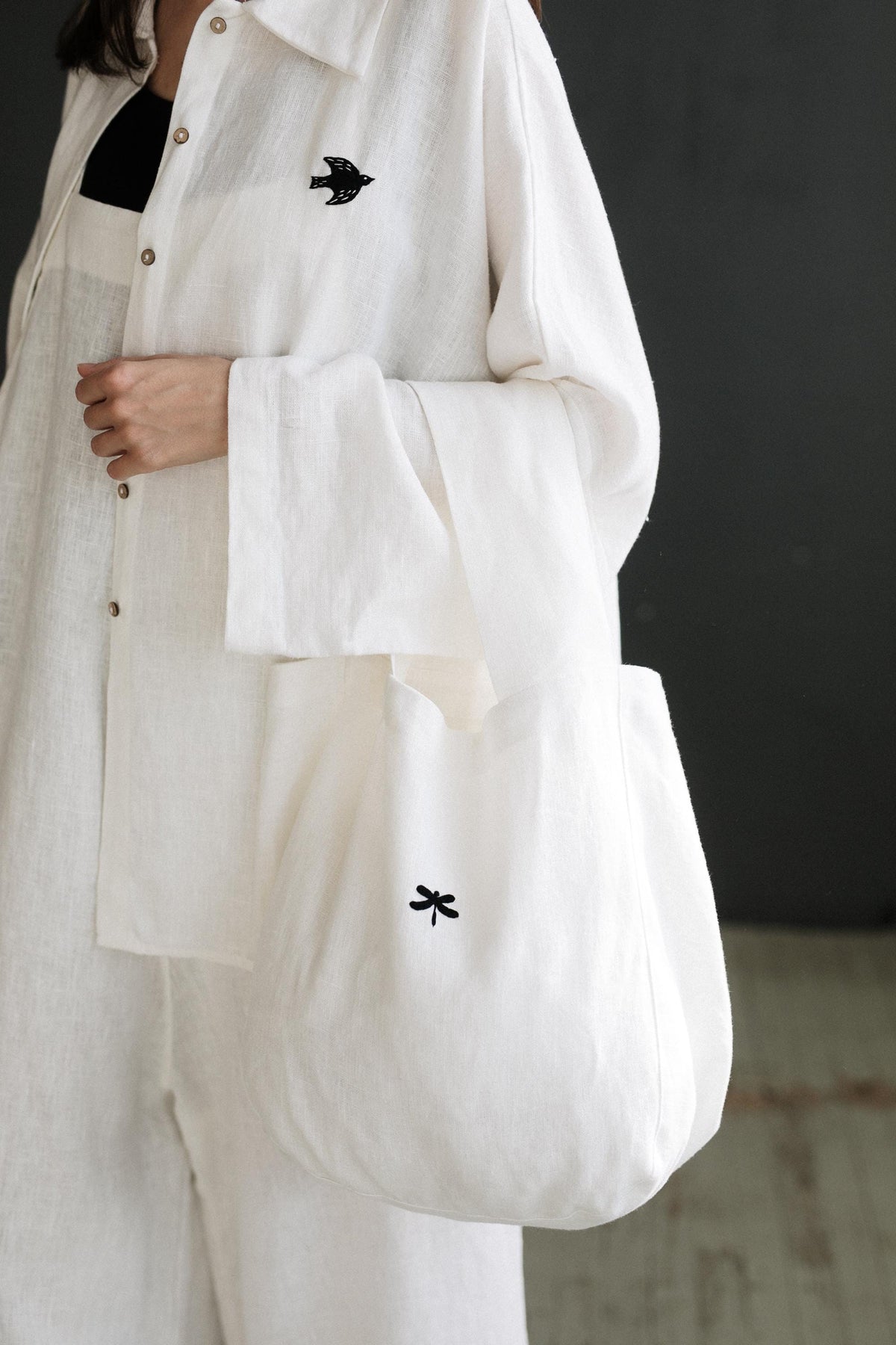 White Small Round Linen Bag