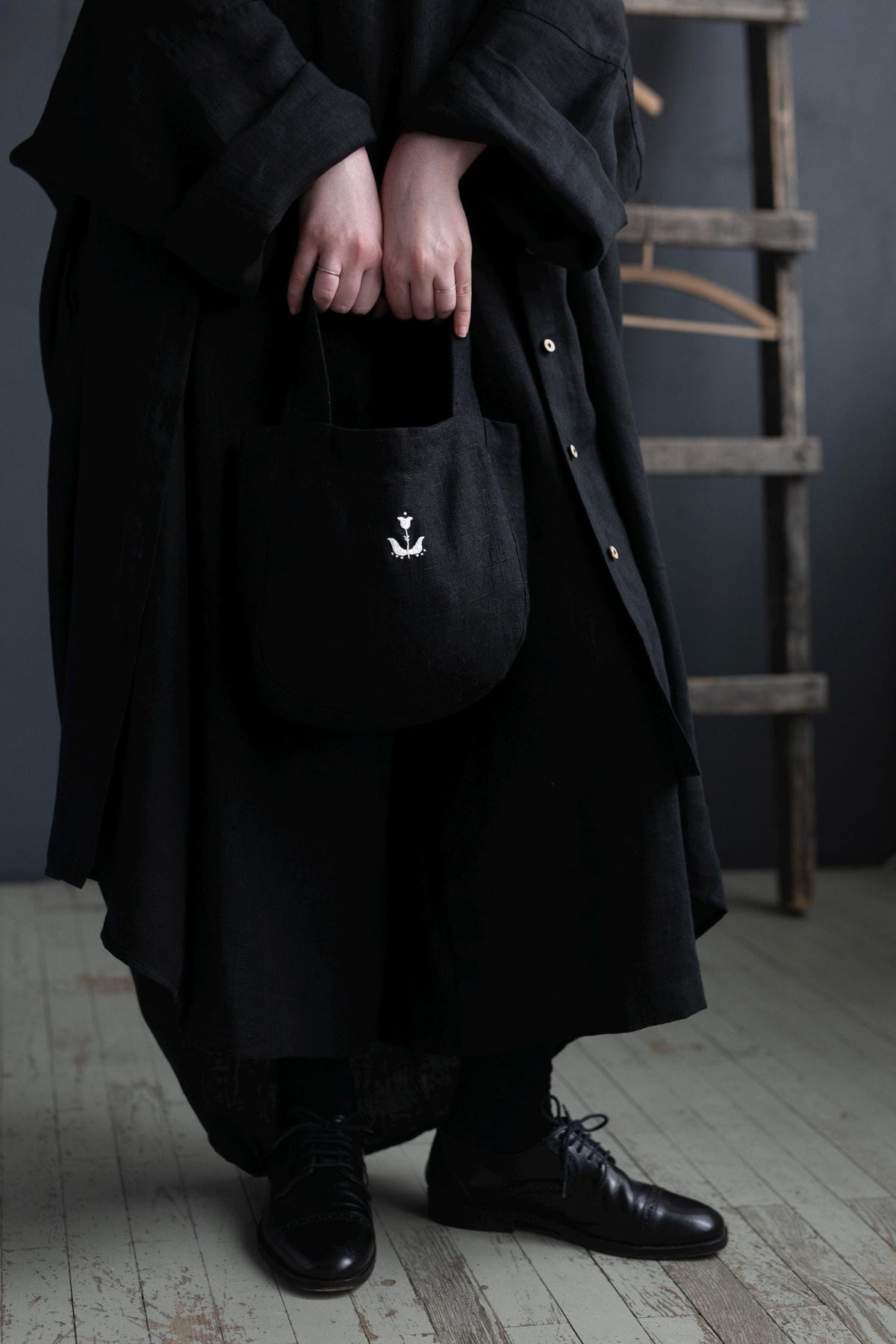 Black Mini Round Linen Bag