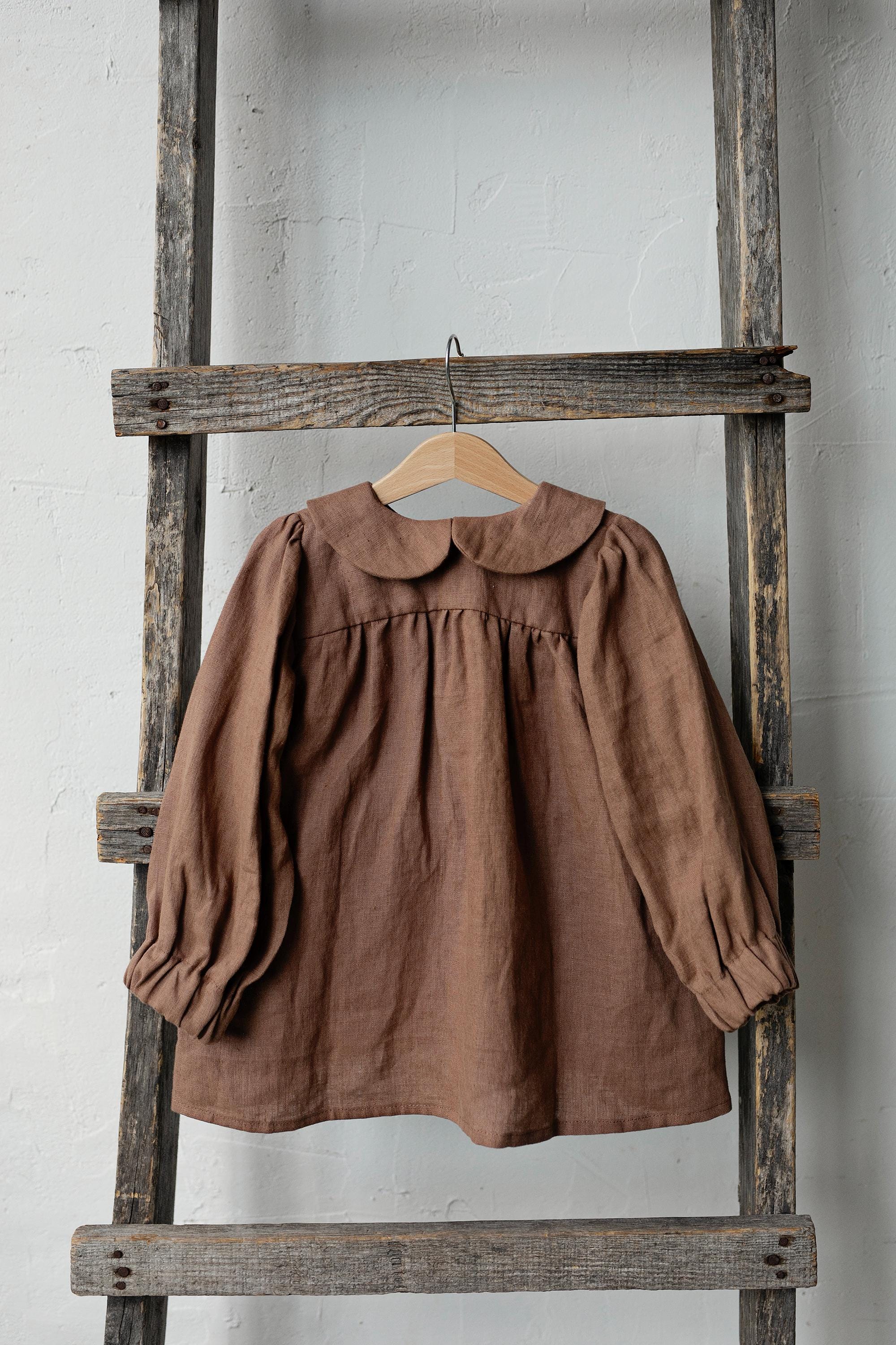 Caramel Linen Tunic Dress, 4-5 years, Two white flowers embroidery (STOCK)