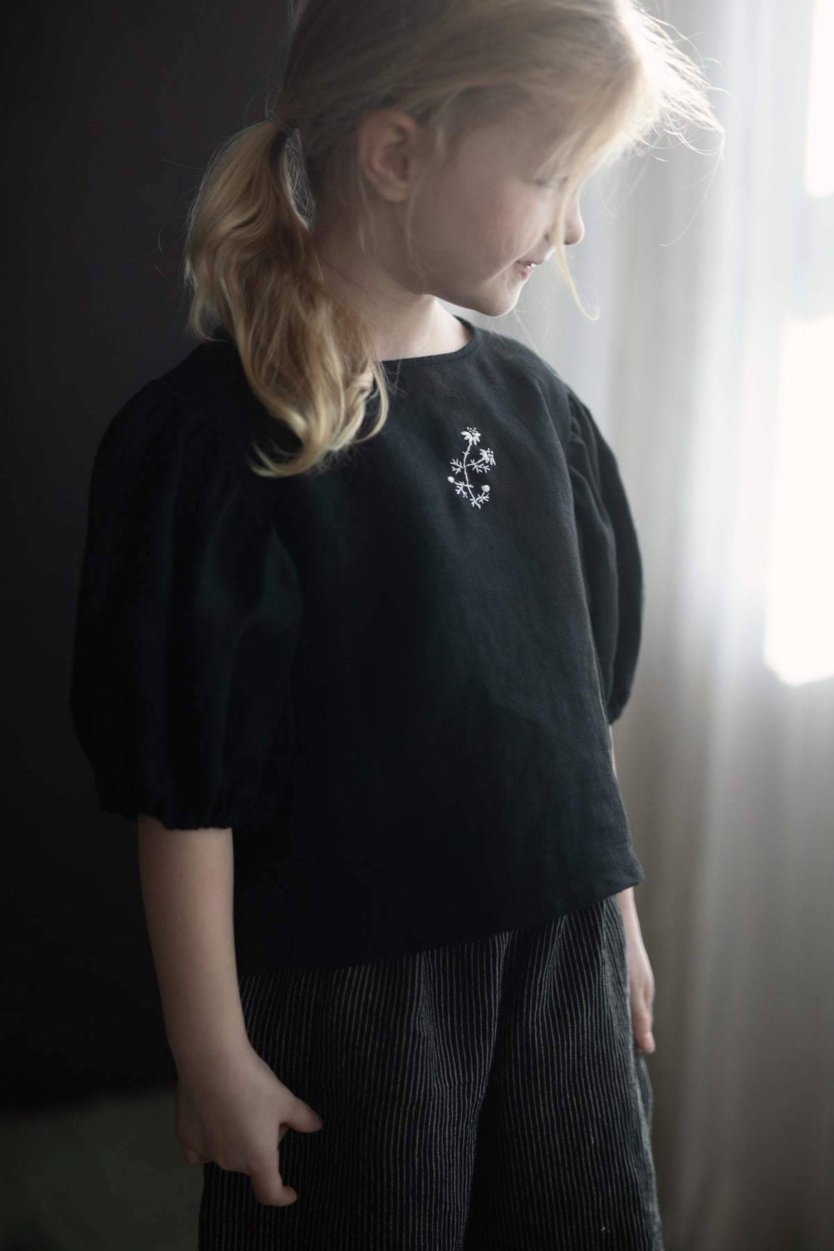 Black Linen Puff Sleeve Top