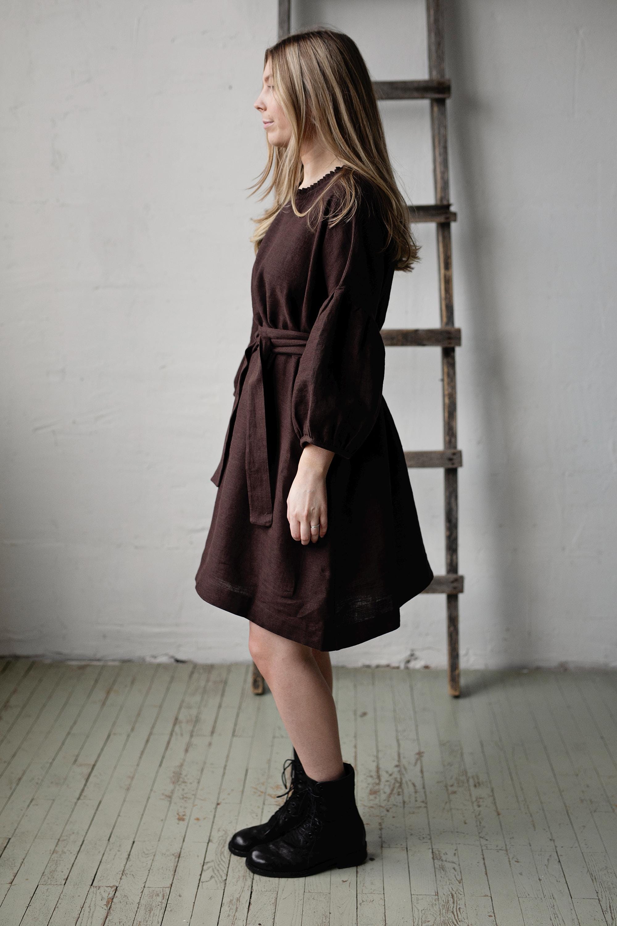 Chocolate Daisy Linen Dress