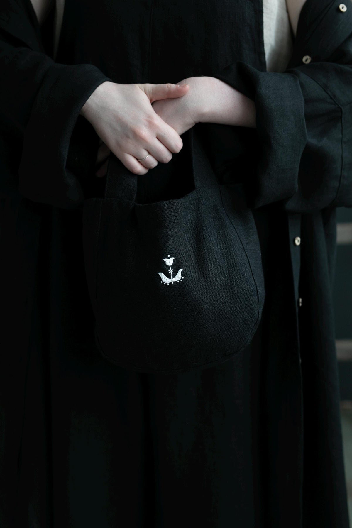 Black Mini Round Linen Bag