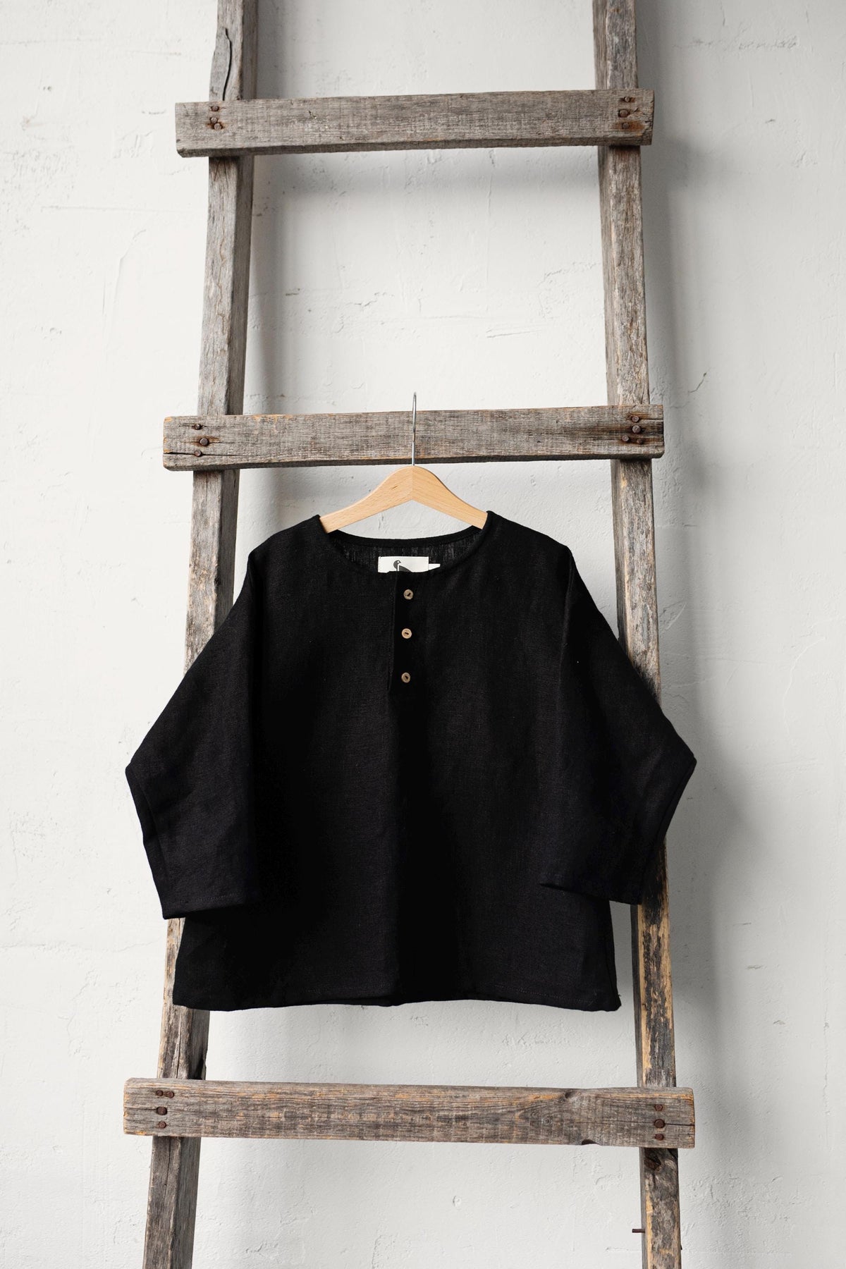 Black Long Sleeve Henley Linen Shirt