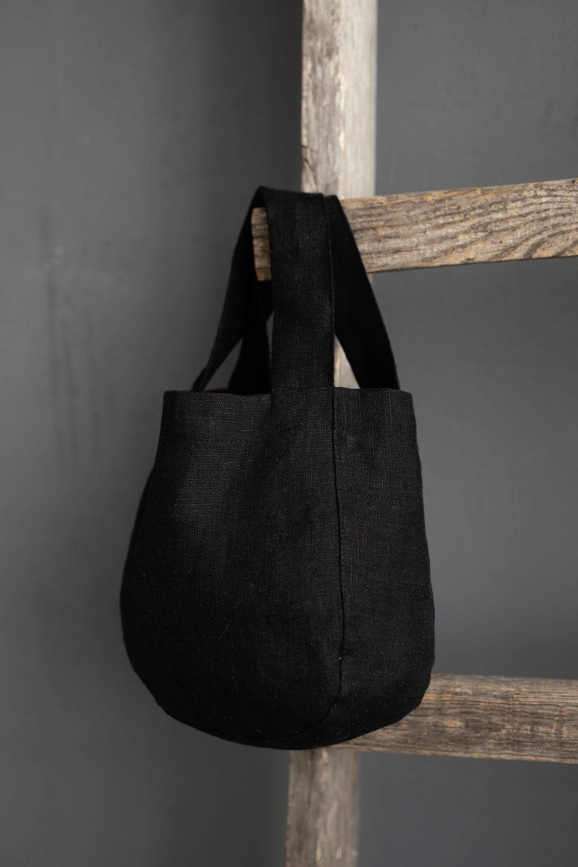 Black Mini Round Linen Bag