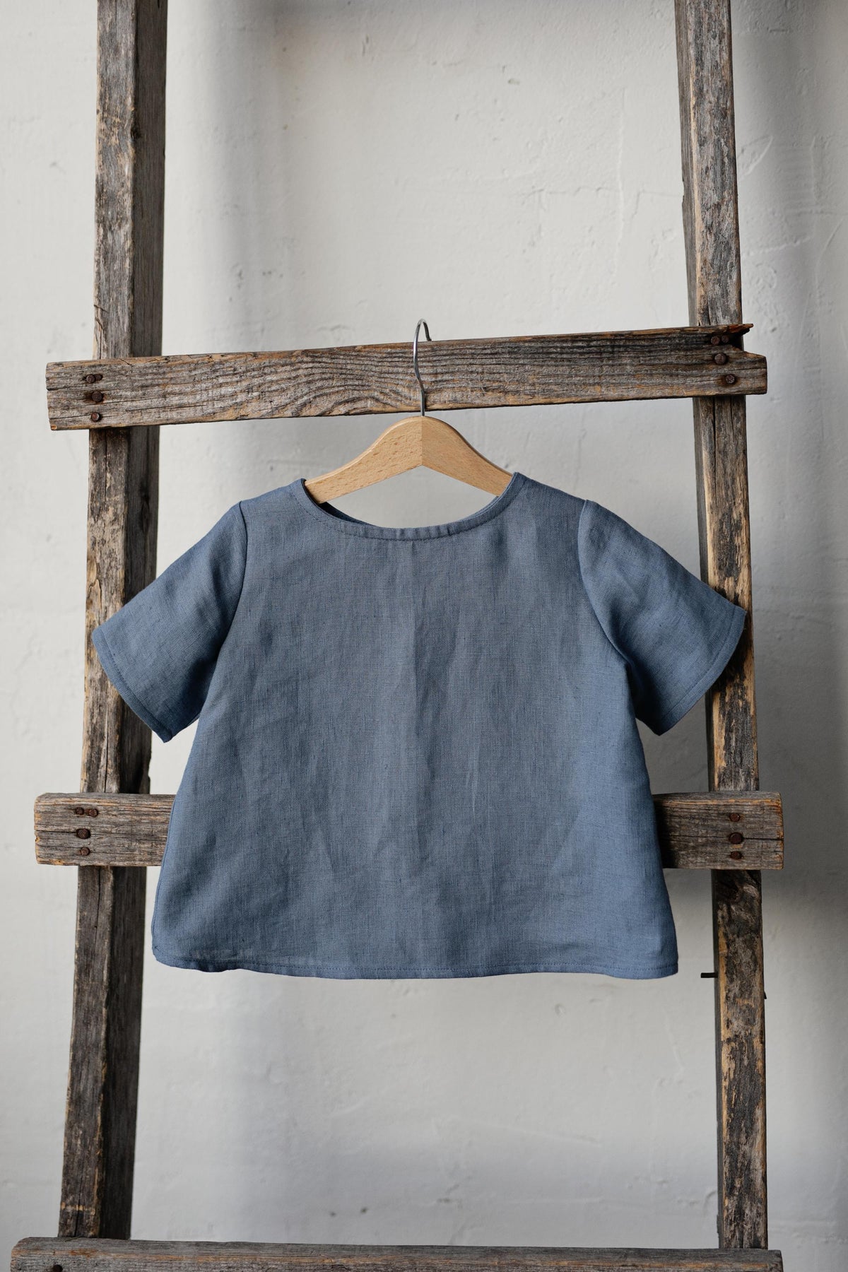Dusty Blue Linen T-Shirt, 3-4 years (STOCK)