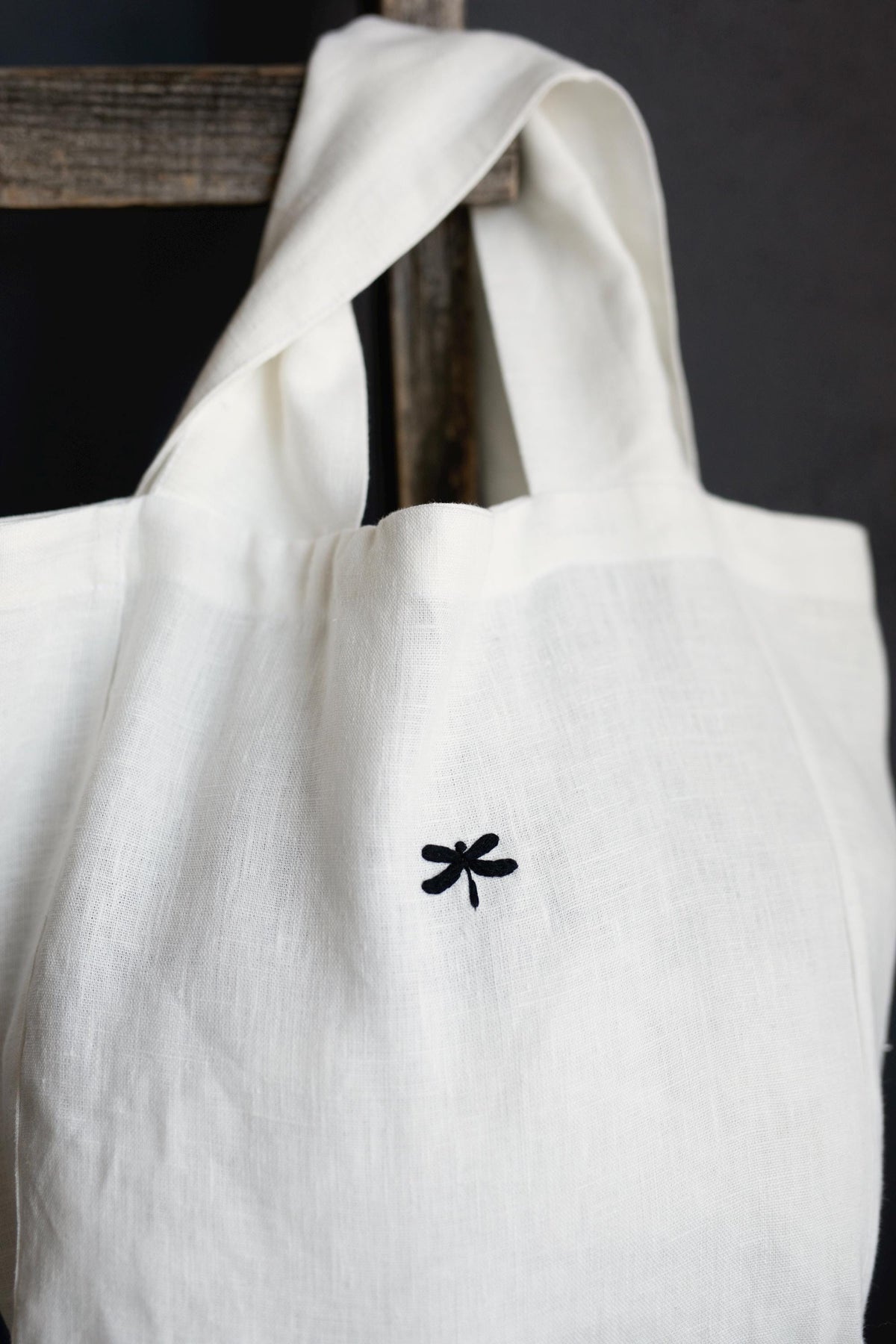 White Small Round Linen Bag