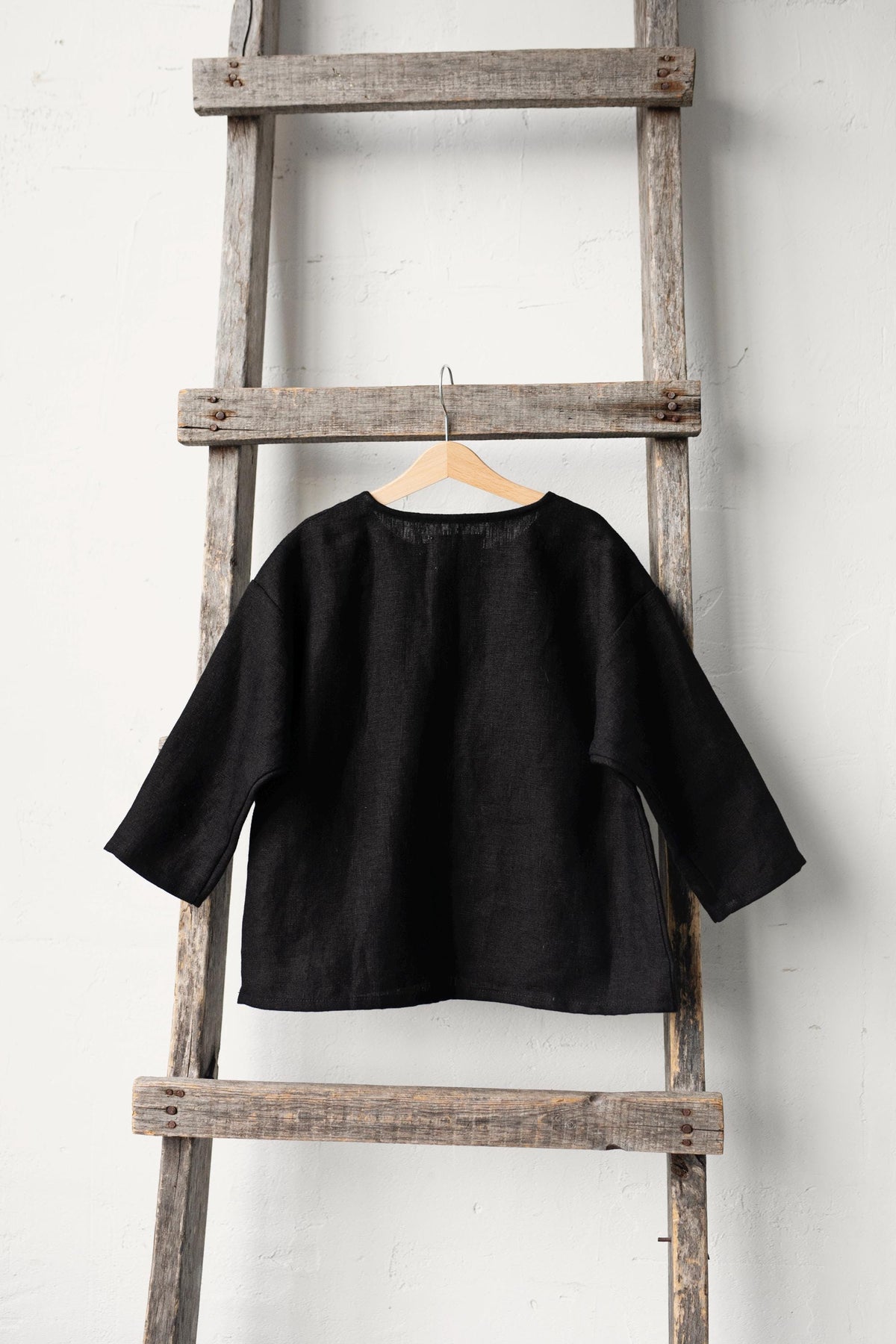 Black Long Sleeve Henley Linen Shirt