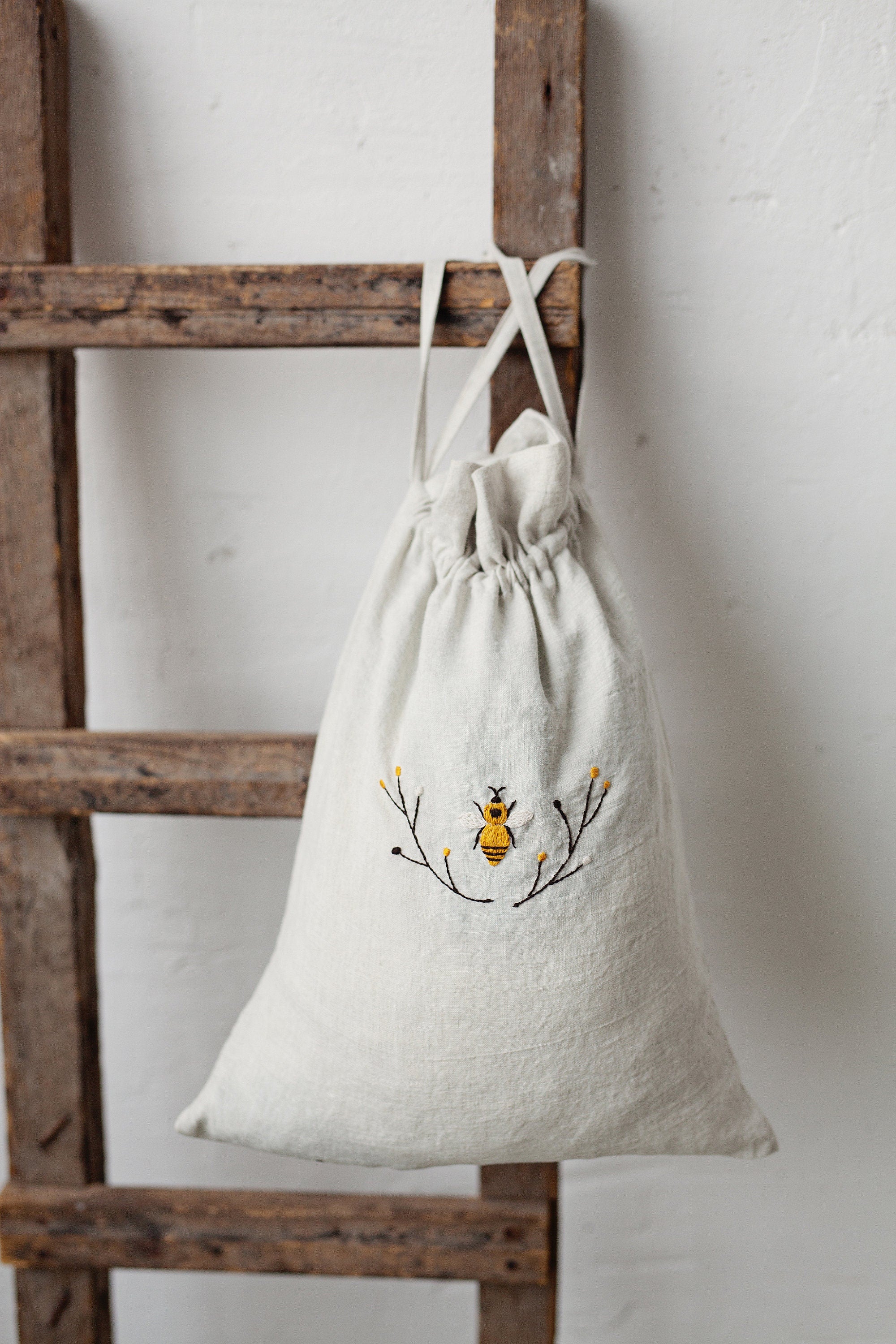 Bee and Branches Pouch Linen Bag