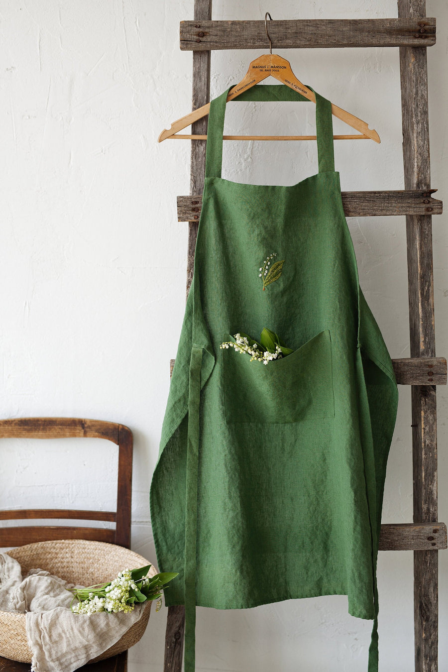 Apple Green Traditional Apron