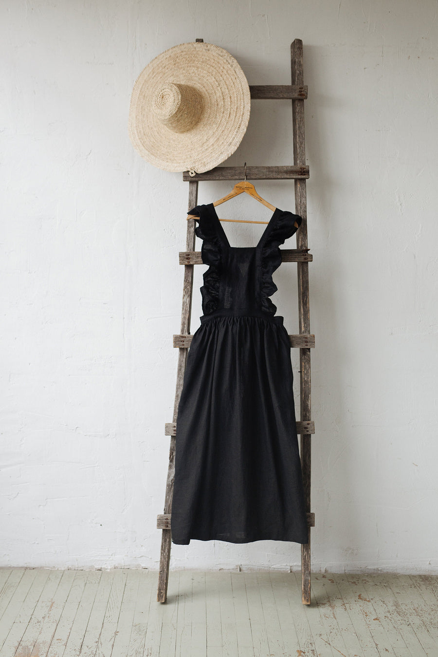 Black Long Vintage Apron