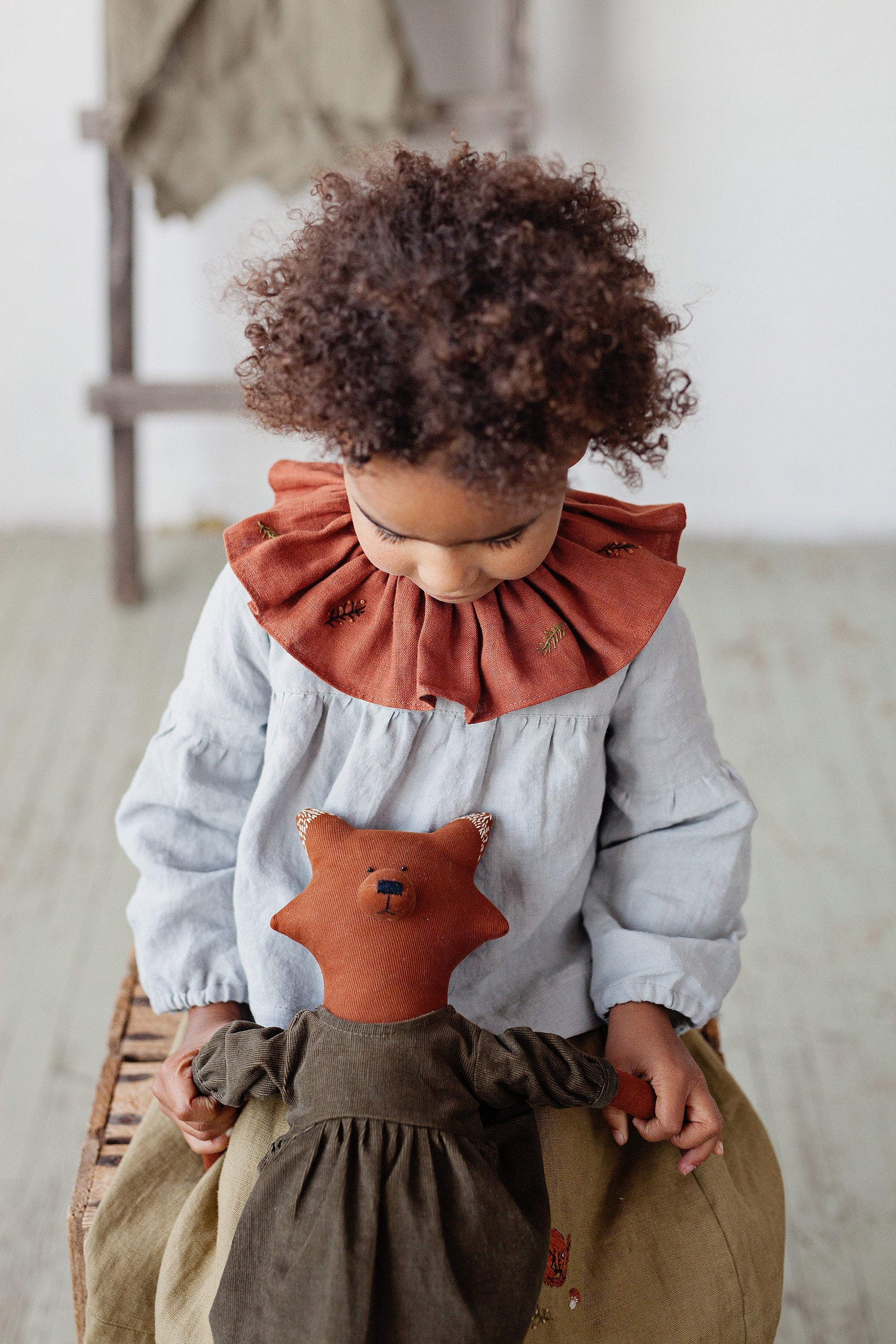 Rust Ruffle Linen Collar with Branches