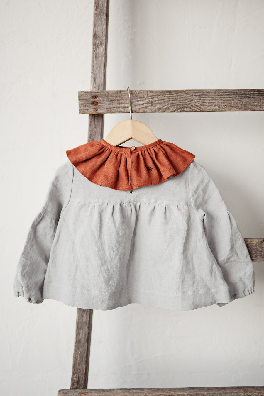Rust Ruffle Collar with Branches