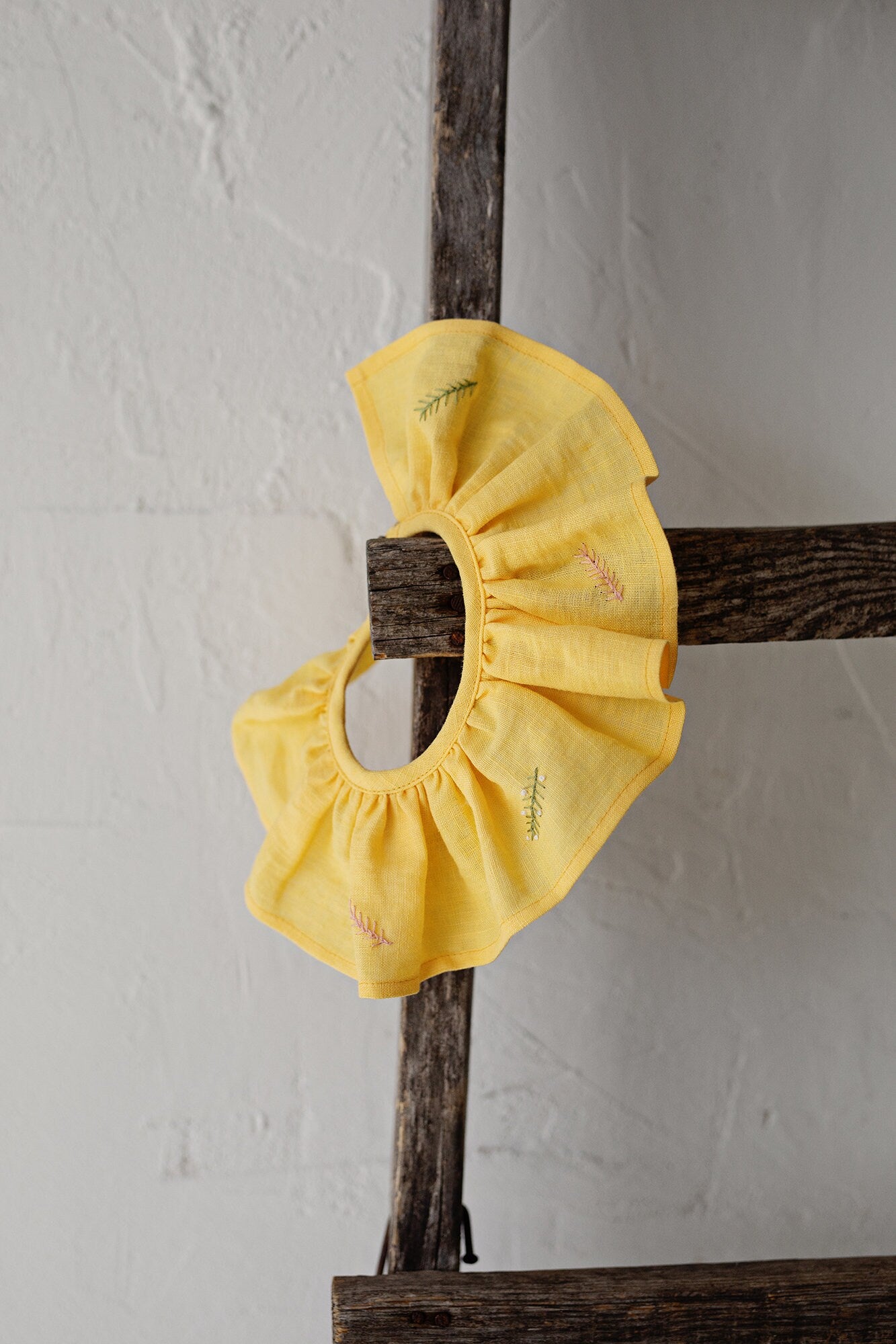 Yellow Ruffle  Linen Collar with Branches