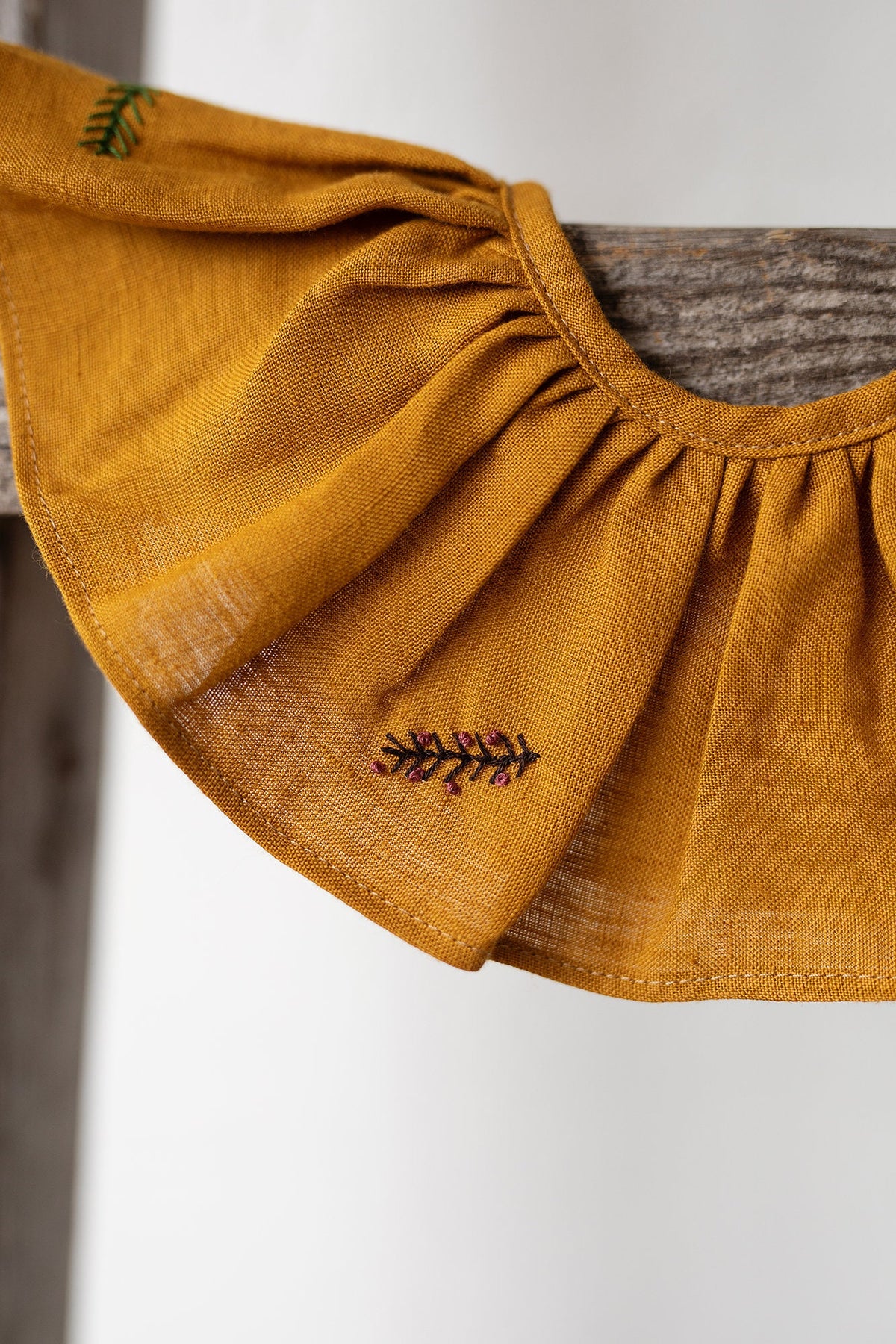 Mustard Ruffle Trim Mustard Ruffle Linen Collar with Branches – allthebeautifullinen