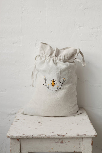 Bee and Branches Pouch Bag