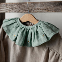 Mint Ruffle Collar with Bees