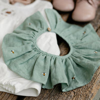 Mint Ruffle Collar with Bees