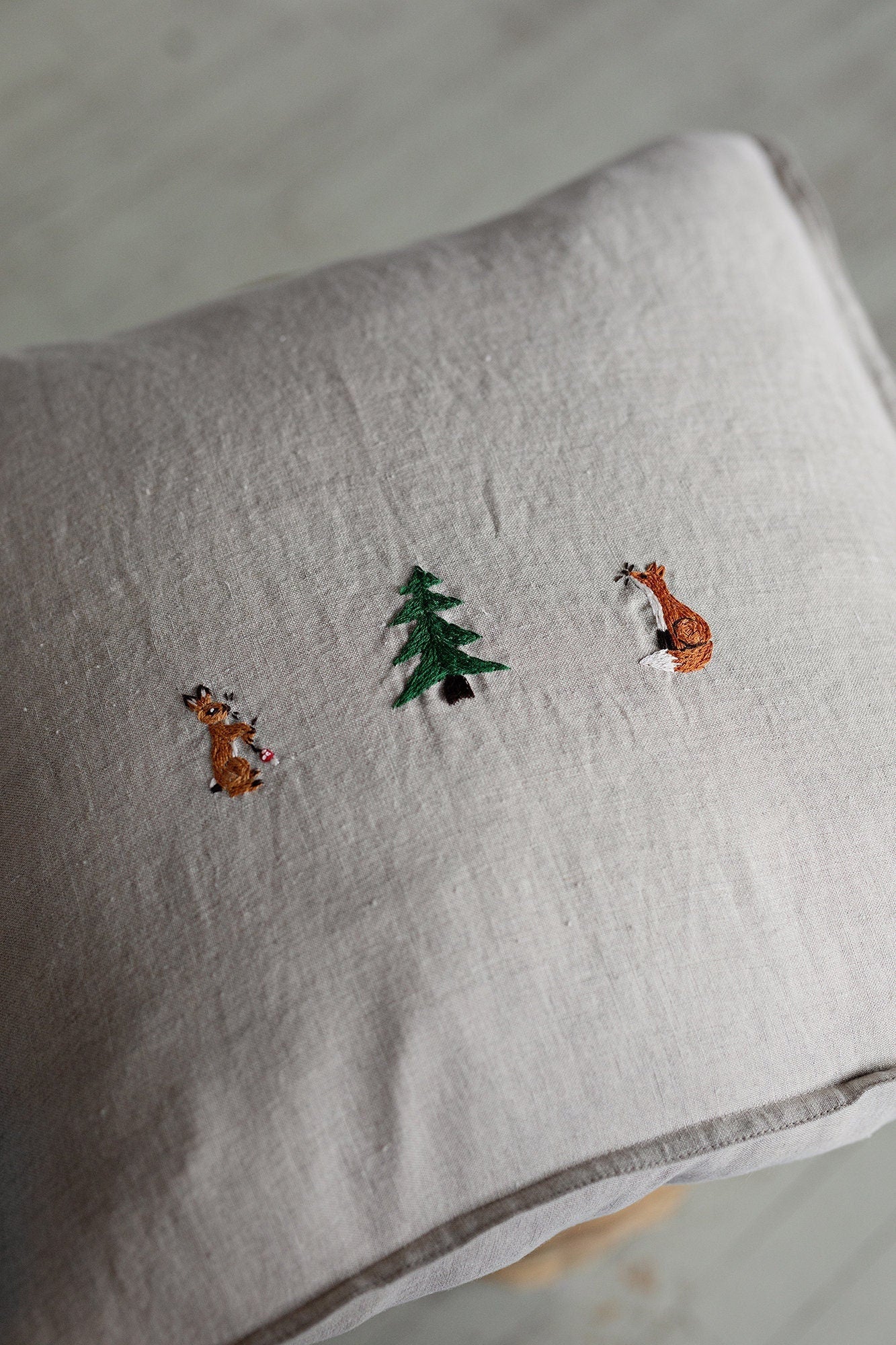 Natural Exclusive Christmas Linen Pillowcase
