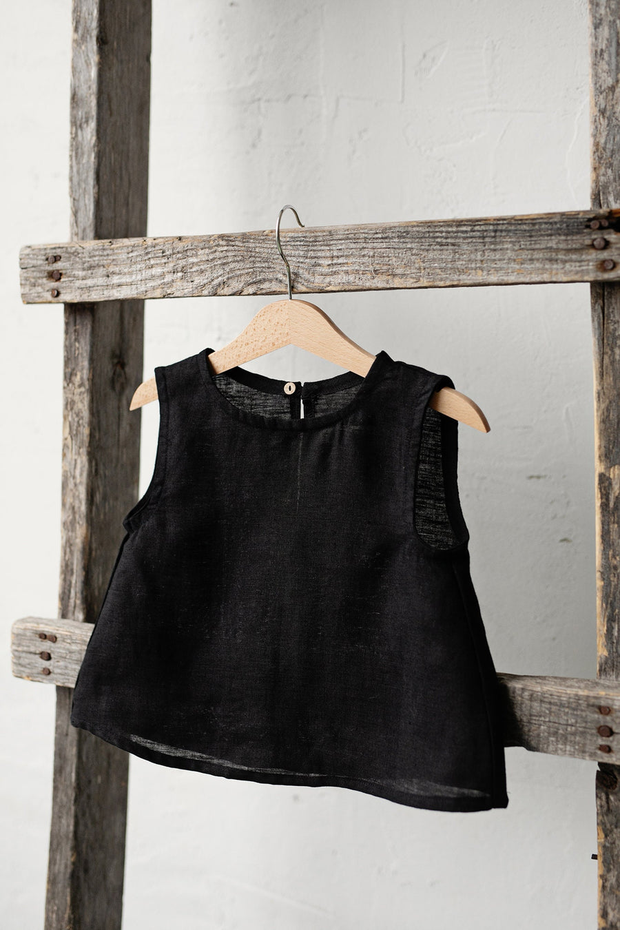 Black Sleeveless Shirt